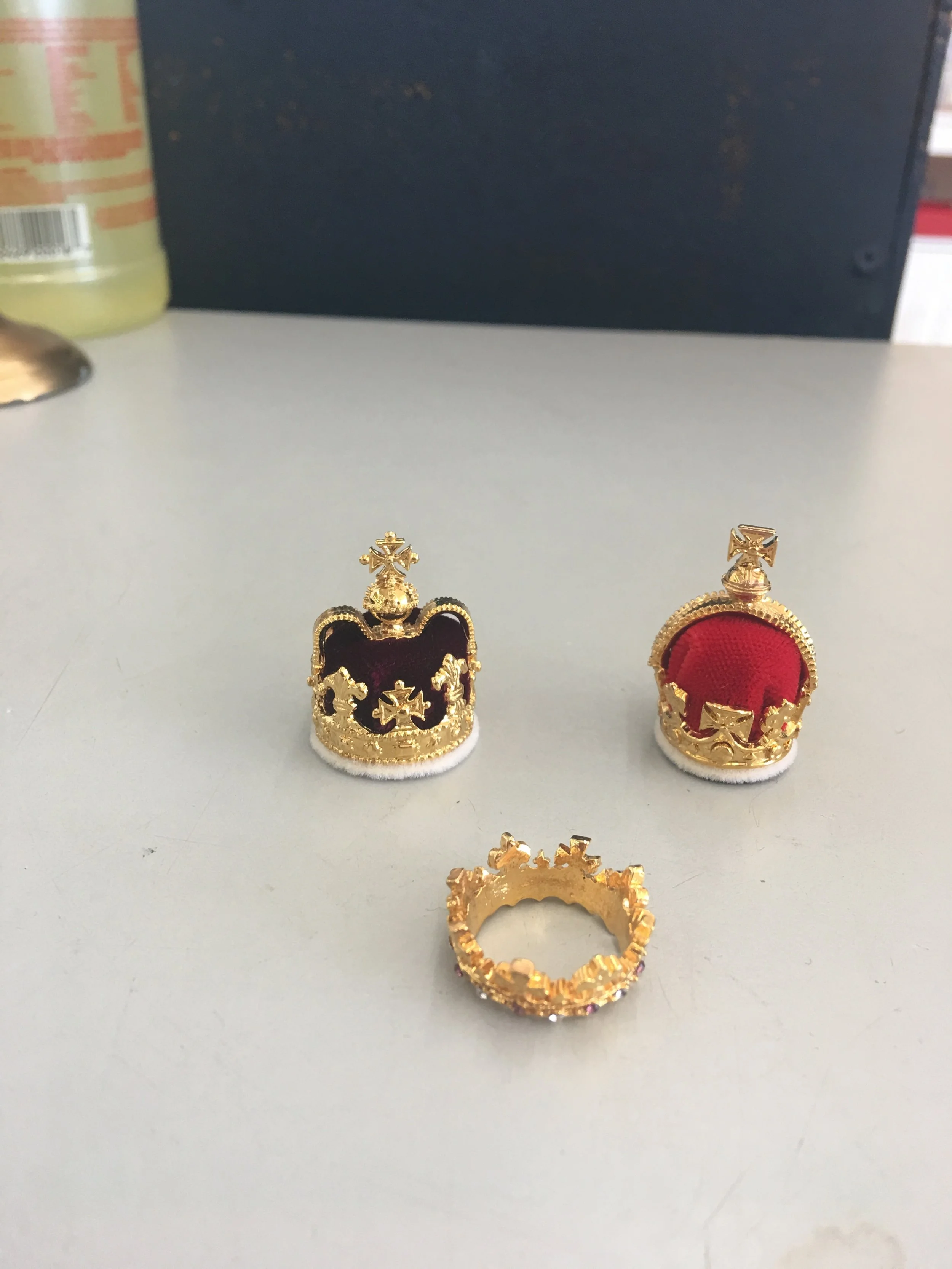 FFCB5F24-CB27-4E2F-AA0A-2AC190764F63