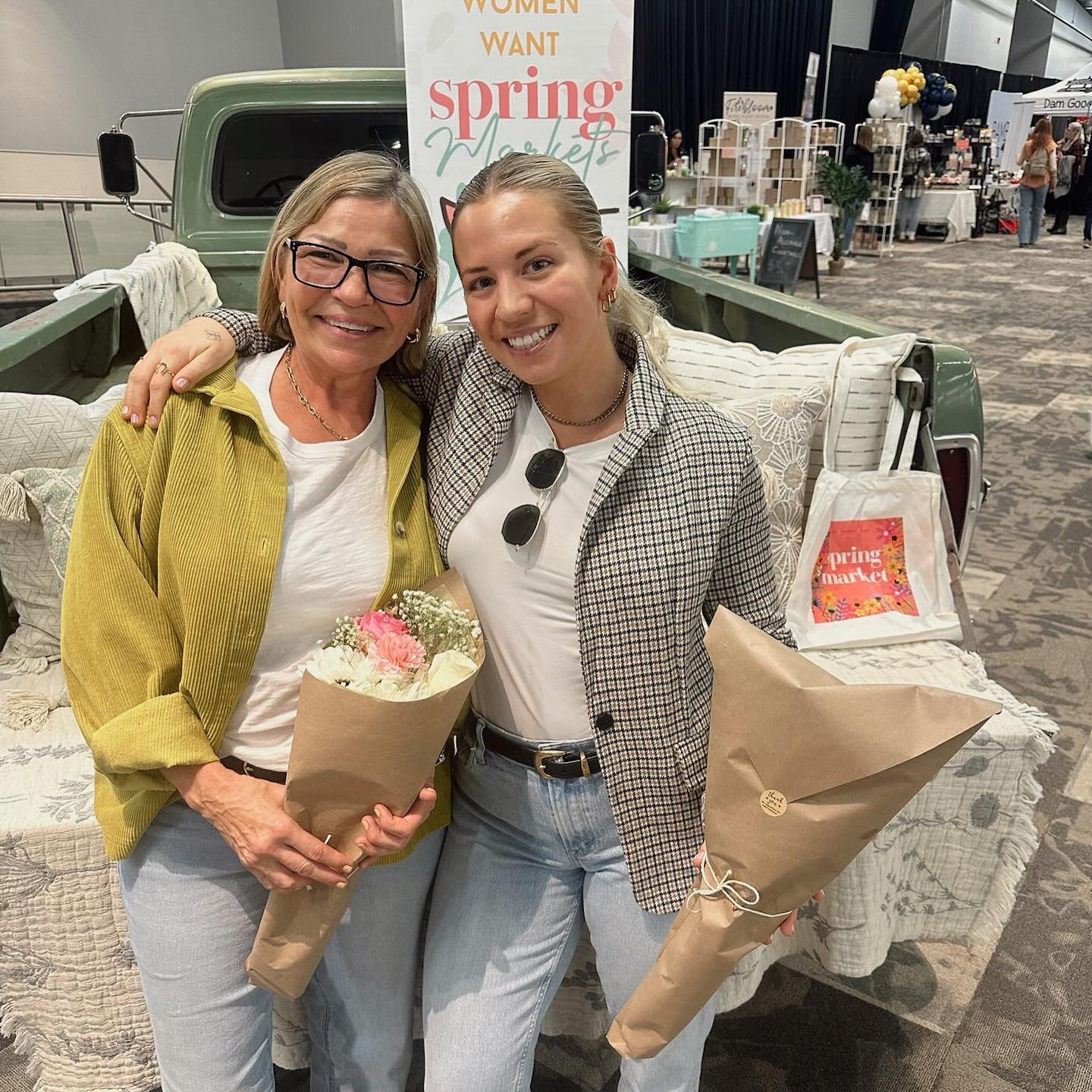 Just a few of the smiling faces so far of DAY ONE 🌸  We are open until 9PM tonight! Come support 100+ vendors! With something for EVERYONE!

Saskatoon Market Details:
🎟️ Tickets on sale NOW 
$5.00 admission; kids under 12 FREE
🗓️ Market April 19th