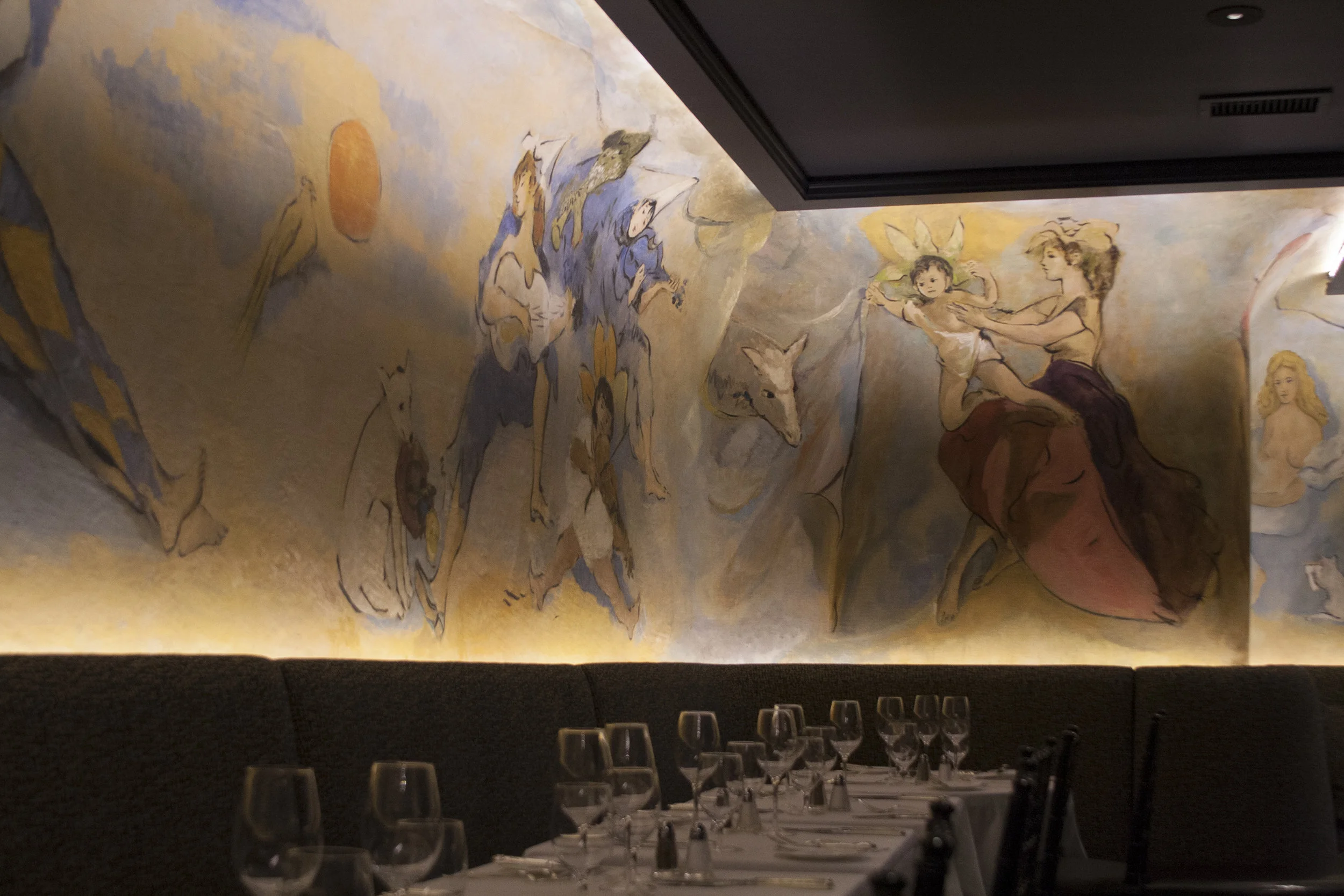 Cafe Carlyle — Tillett Lighting Design Associates