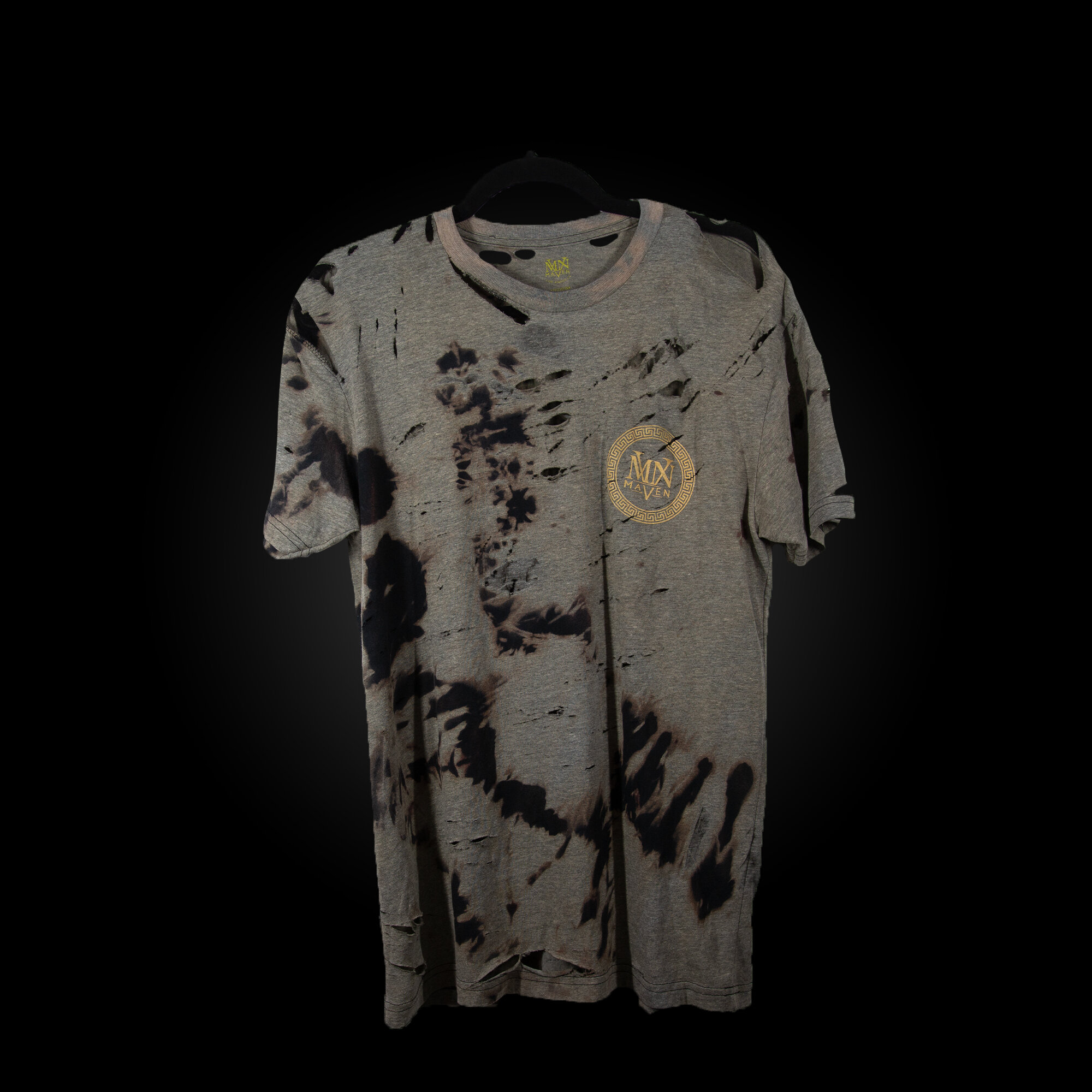 MVN - CUSTOM SHIRTS_M - 13 - front.jpg