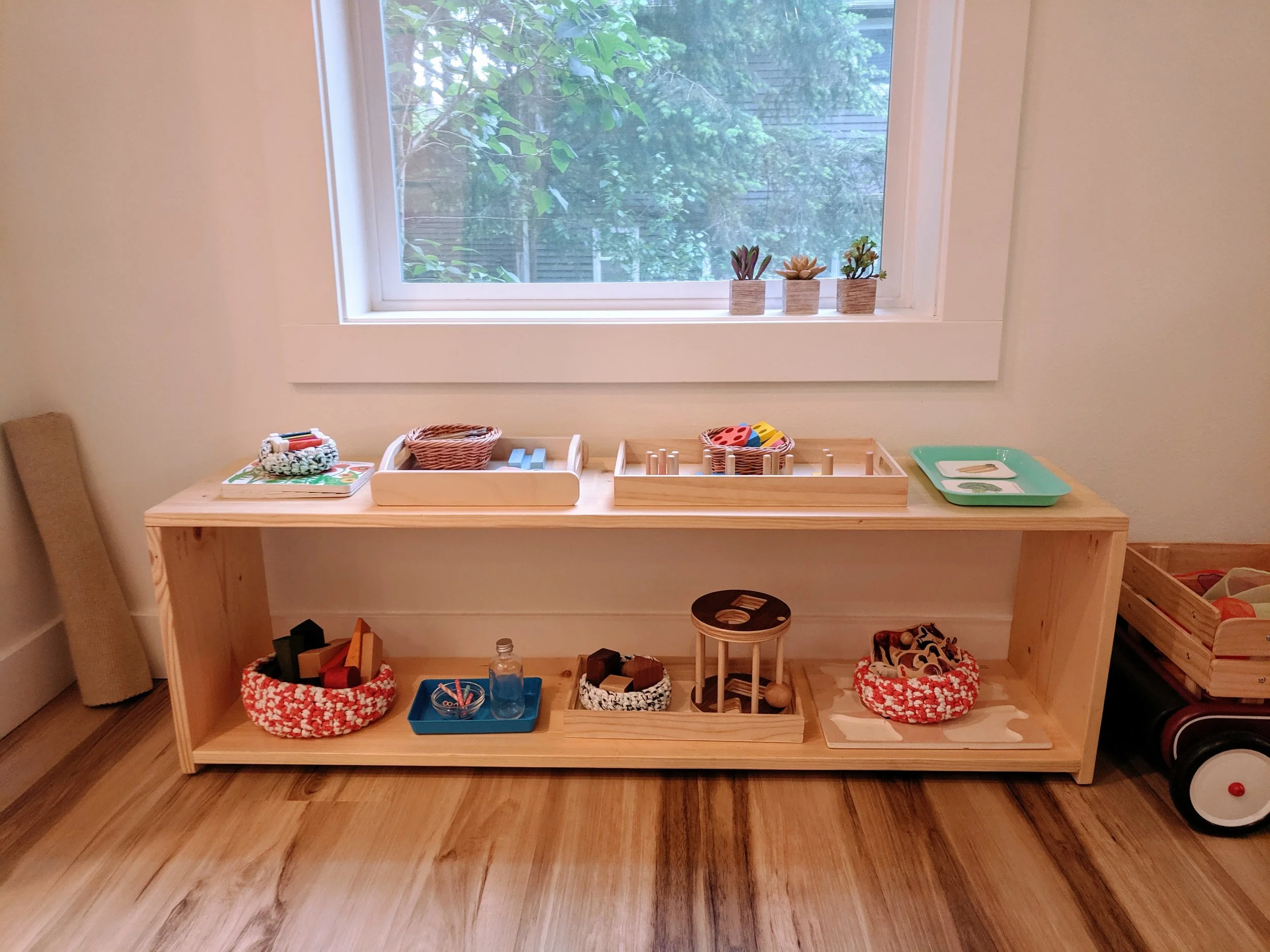 montessori rotating toys