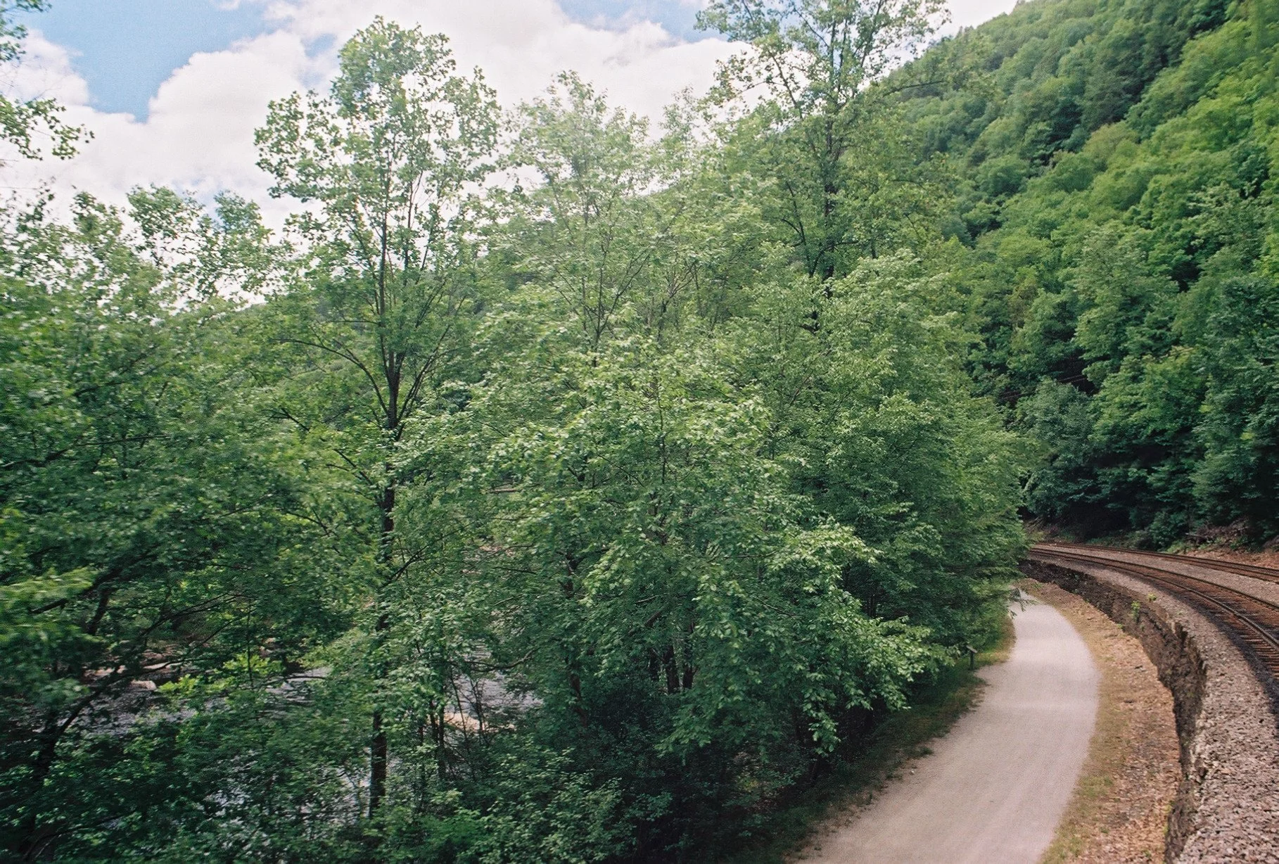 735z000_735z000-R1-054-25A-Edit.jpg
