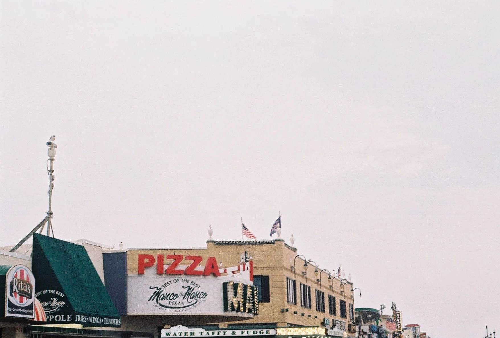 436z000_436z000-R2-049-23-Edit.jpg