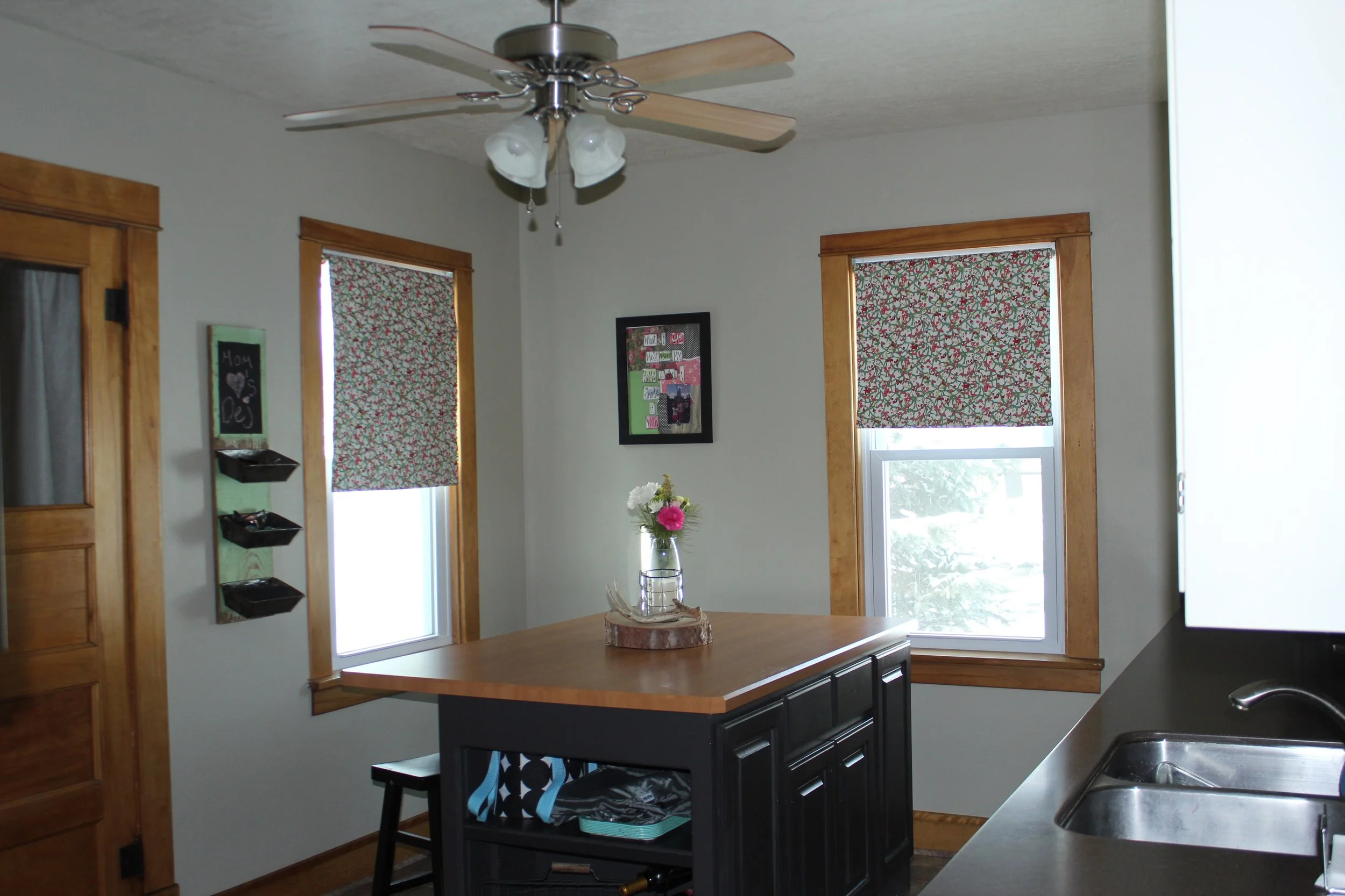 Kitchen before Refresh & Renew
