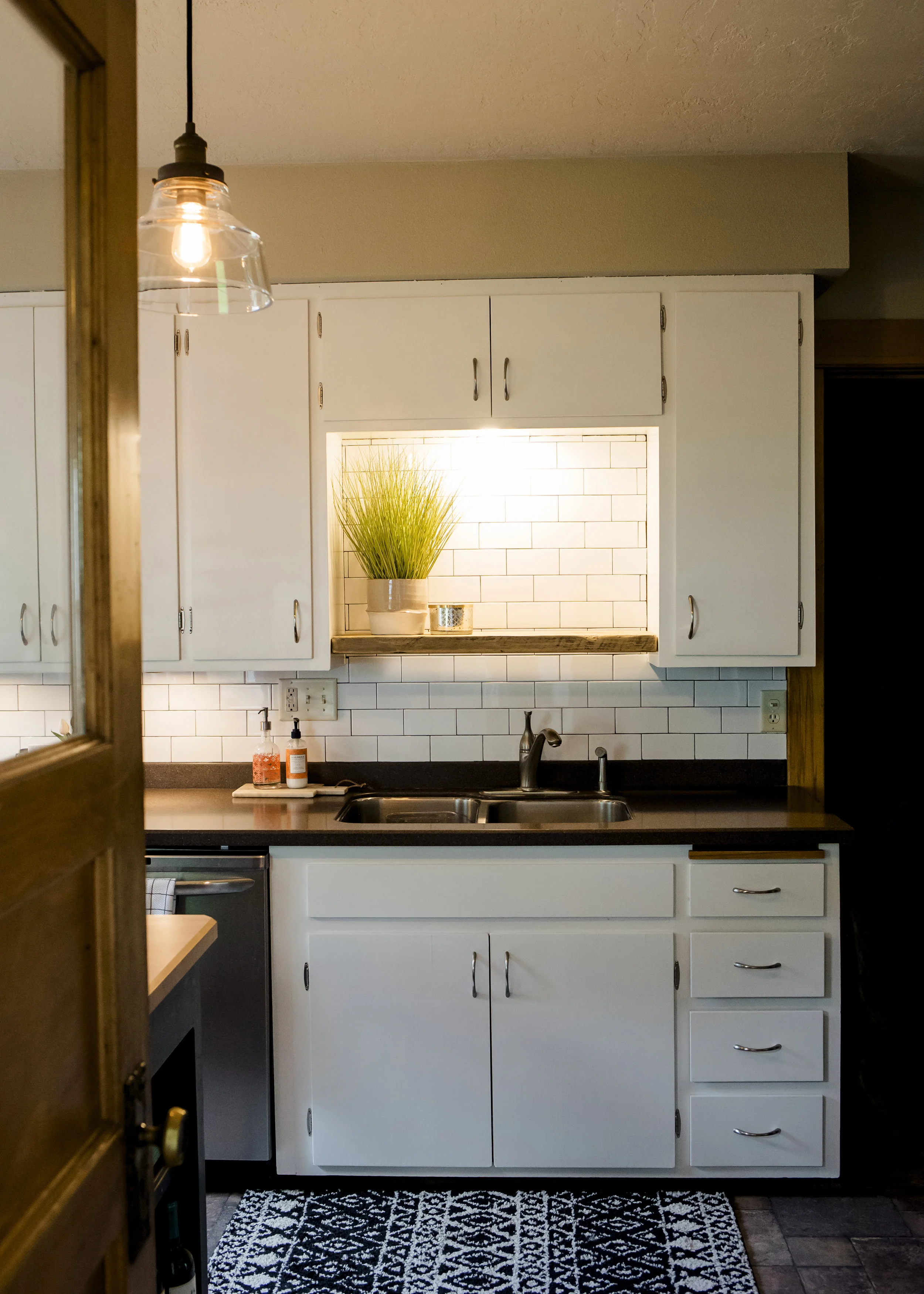 Kitchen after Refresh & Renew