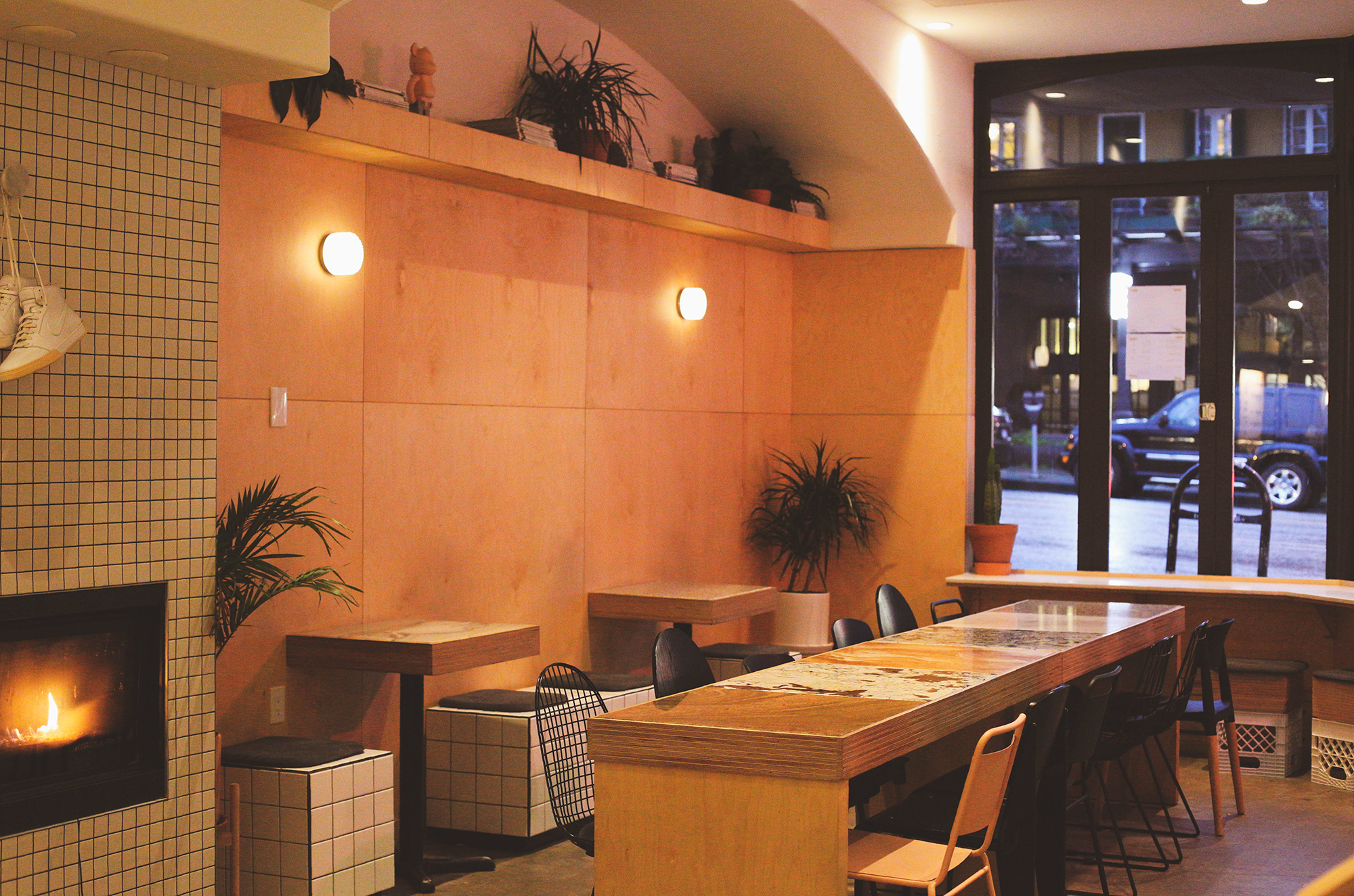 the café front, silent before the evening burger storm