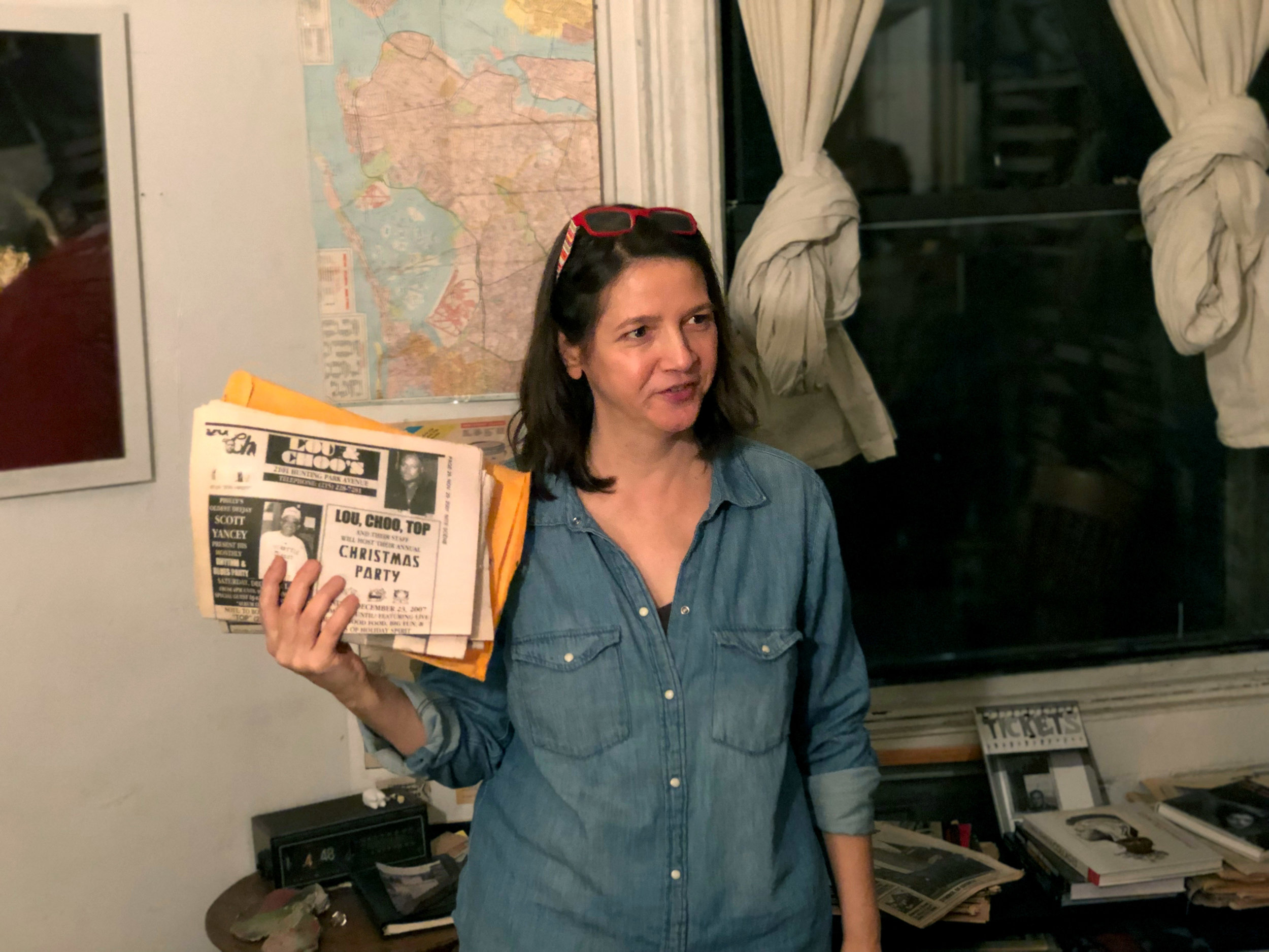  Mimi Lipson tells us about Philly’s dive bars and their newspapers. 
