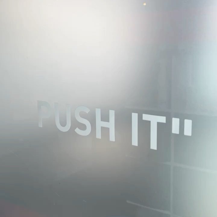PUSH IT&quot;
&bull;
What a start to the week!
&bull;
A wee bit of cardio in VO2&quot; to keep everyone happy and warm&hellip;AND Romanian deadlifts in SPPT 💥 
&bull;
Next week sees the return of PB/ PEAK WEEK and we have a few little changes we hop