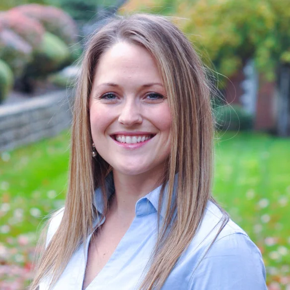 Meg-Estes-square.jpg