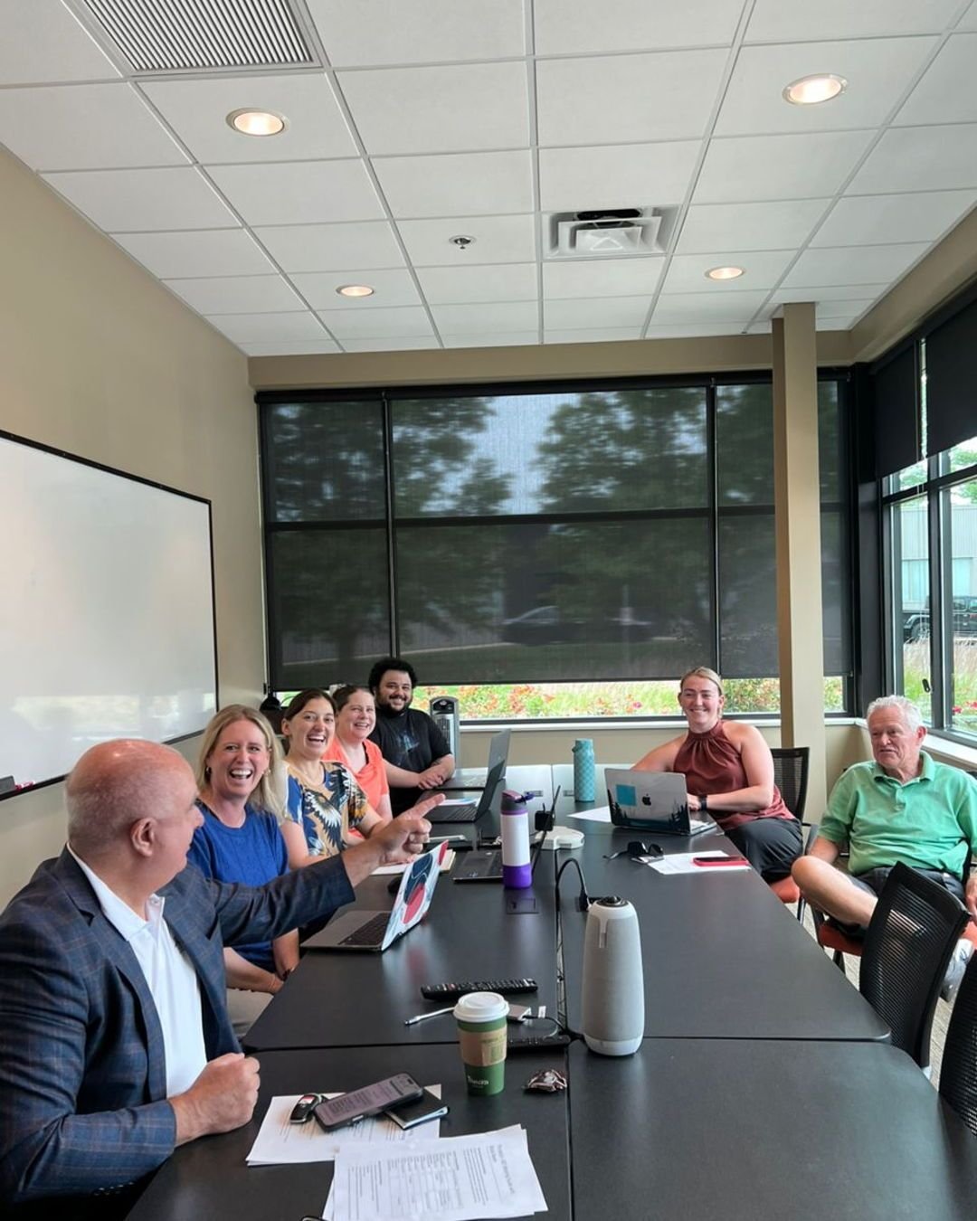 Productive meeting in the ThriveCo Chesterfield conference room with the talented team from @BlackRaven, our SEO partner !
We&rsquo;re excited to enhance our digital presence and help even more professionals discover the ThriveCo coworking community 