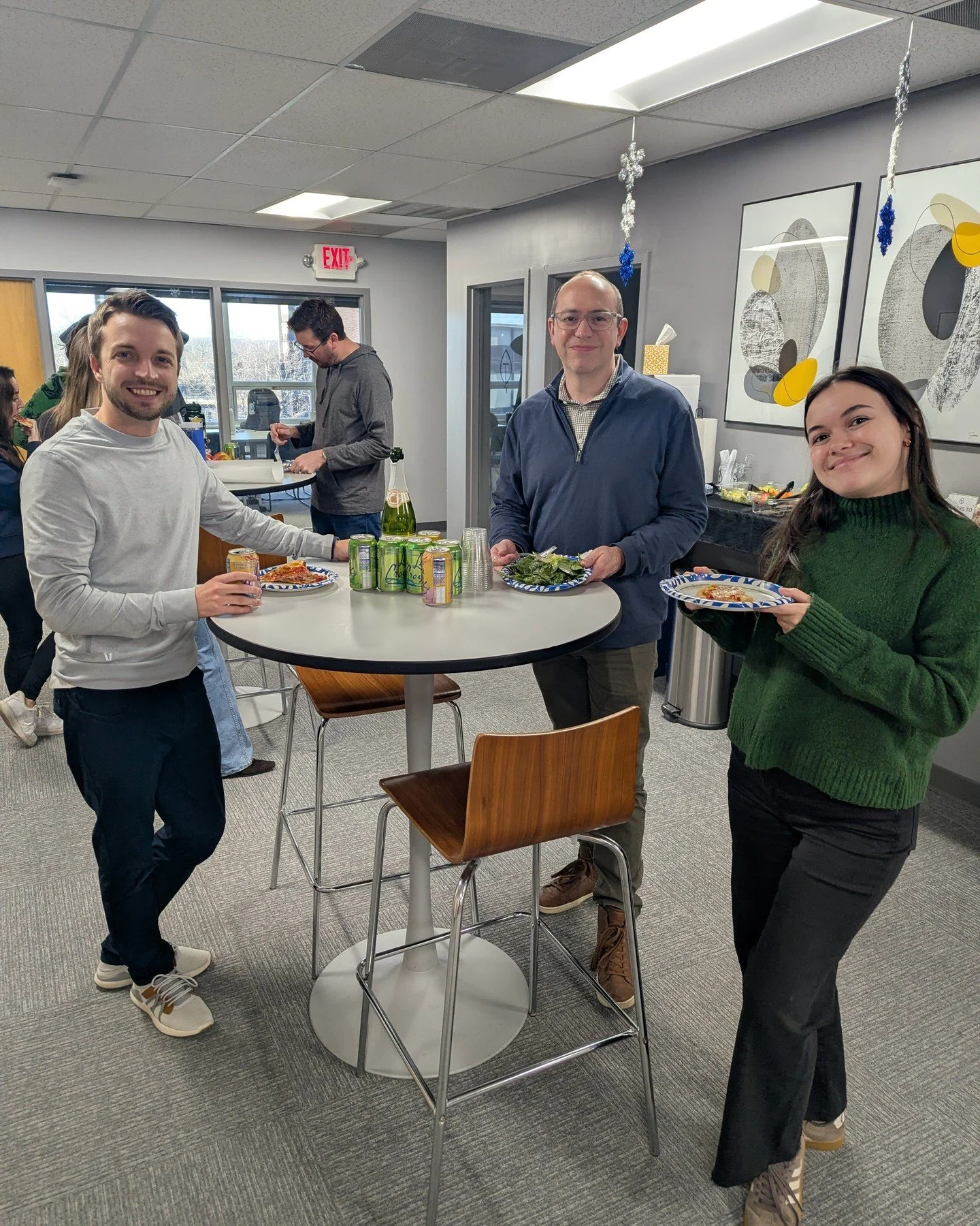 Our favorite kind of workday? One with pizza! 🍕

We're celebrating National Pizza Month with a pizza party at ThriveCo Clayton on Tuesday, October 27th. Come cowork, connect, and enjoy a slice!

Just another perk of being part of the ThriveCo commun