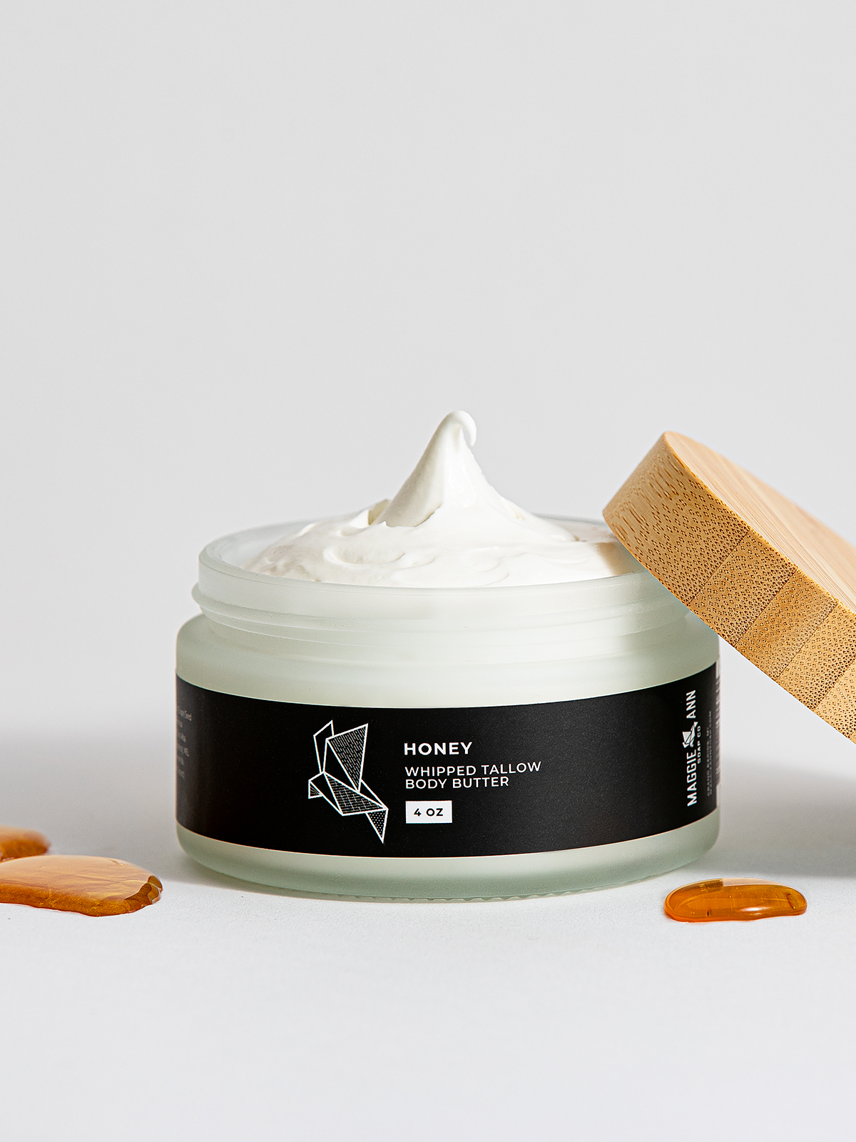 body-butter_whipped_tallow_honey_01.png