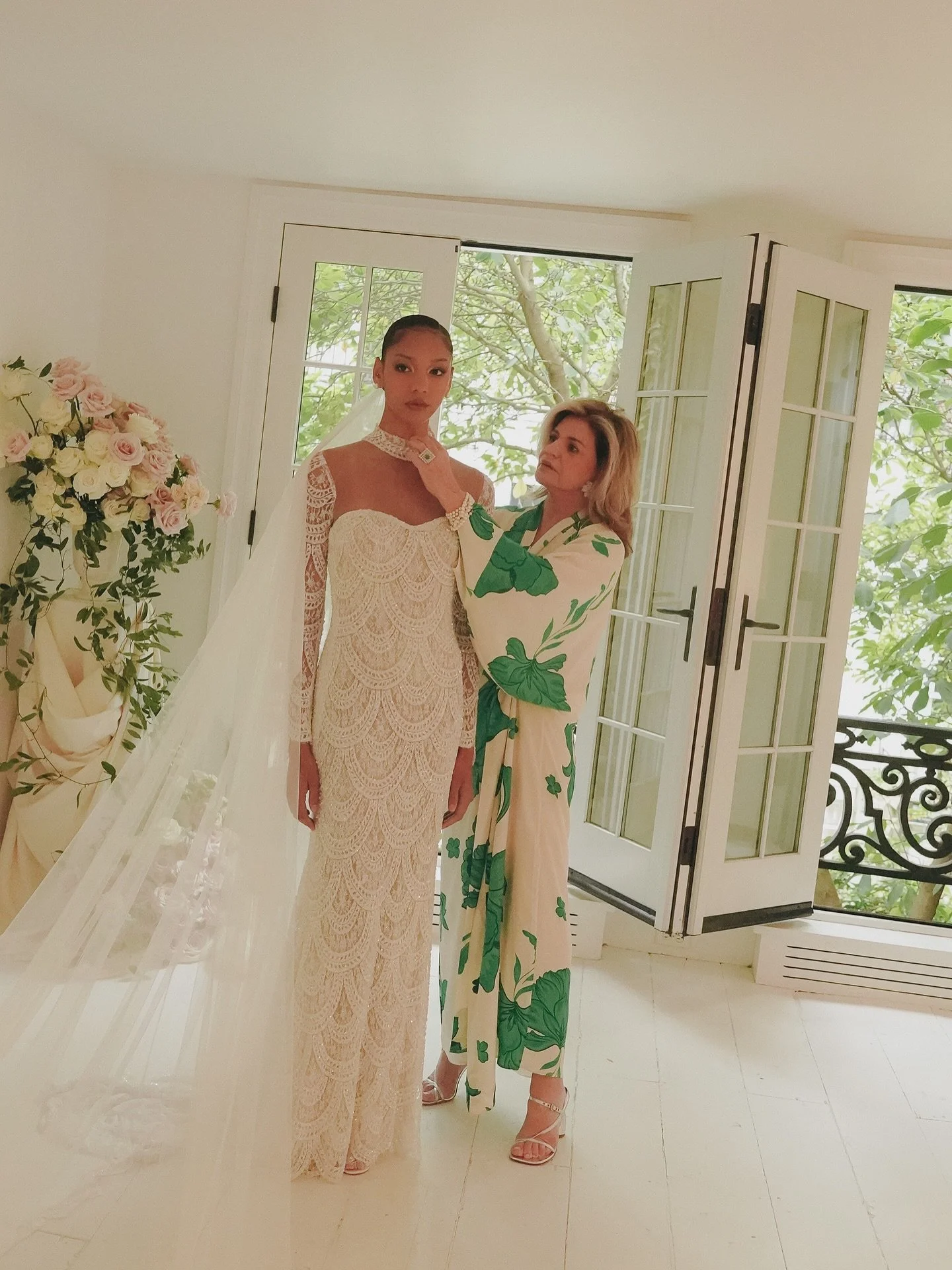 F R A N C E S C A  M I R A N D A ~ By popular demand, the @francescamirandabridal 2026 &ldquo;Rosas&rdquo; Collection stays a little longer.

From its romantic silhouettes to its signature lace artistry, every gown in Rosas captures the balance of mo