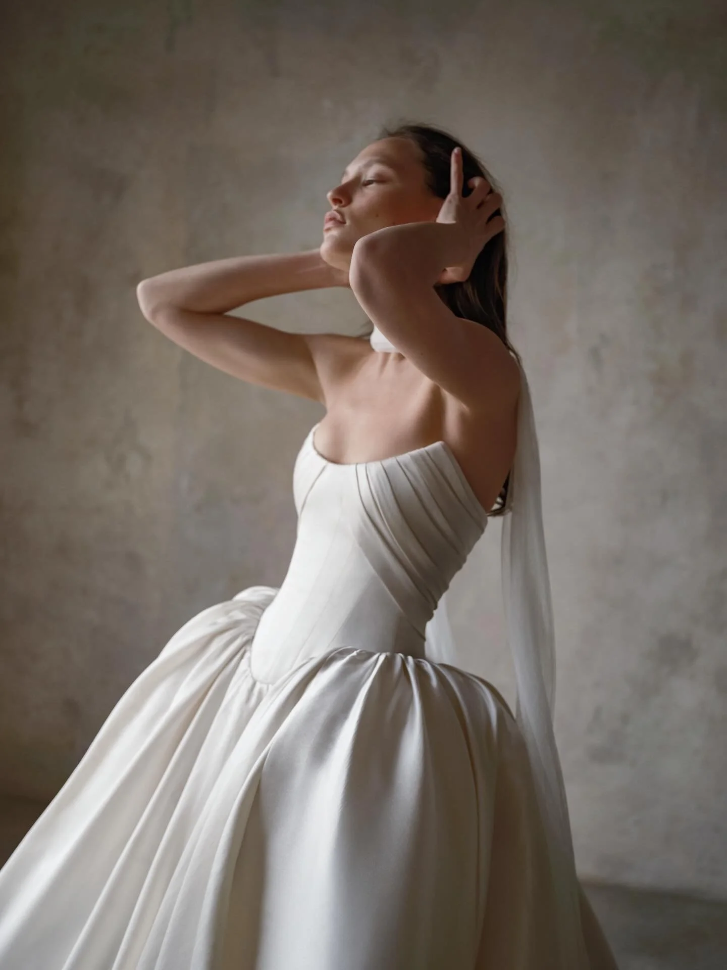 N O Y  E L I Y A H U ~ Stop scrolling, your dress might be right here.

@noyeliyahu.bridal&rsquo;s 2027 &lsquo;Amour &Eacute;ternel&rsquo; Collection is now at SPINA Bride, straight from NYBFW and available nowhere else.

Now through April 26, be amo