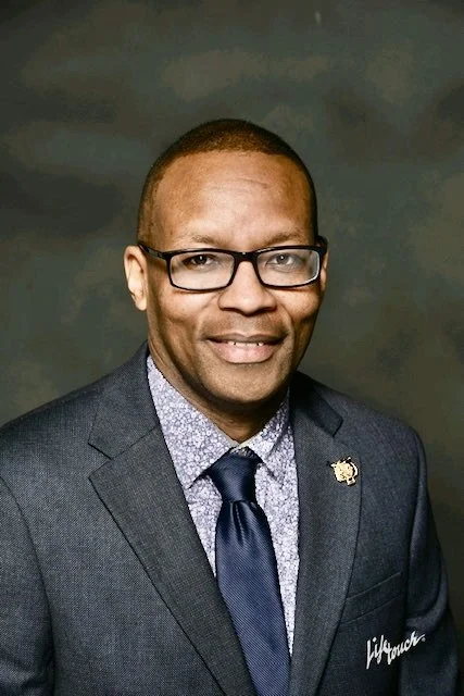 42:  A Servant Leader Approach to Enhancing Well-being in Schools