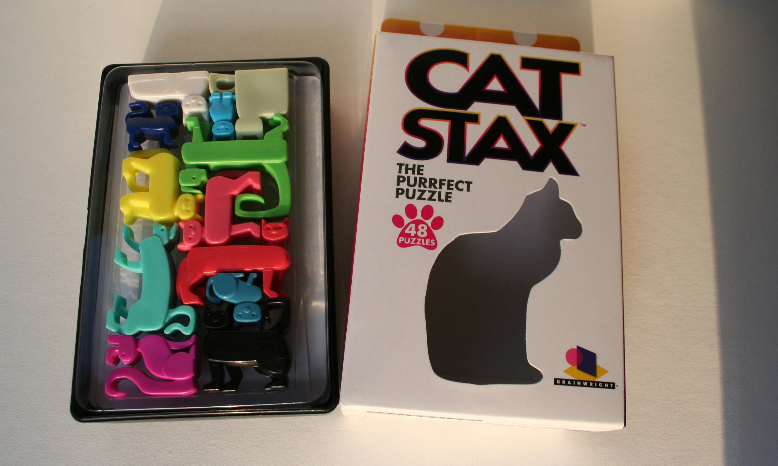 BRAINWRIGHT CAT STAX  THE PURRFECT  PUZZLE  48 DIFFERENT PUZZLES   New 