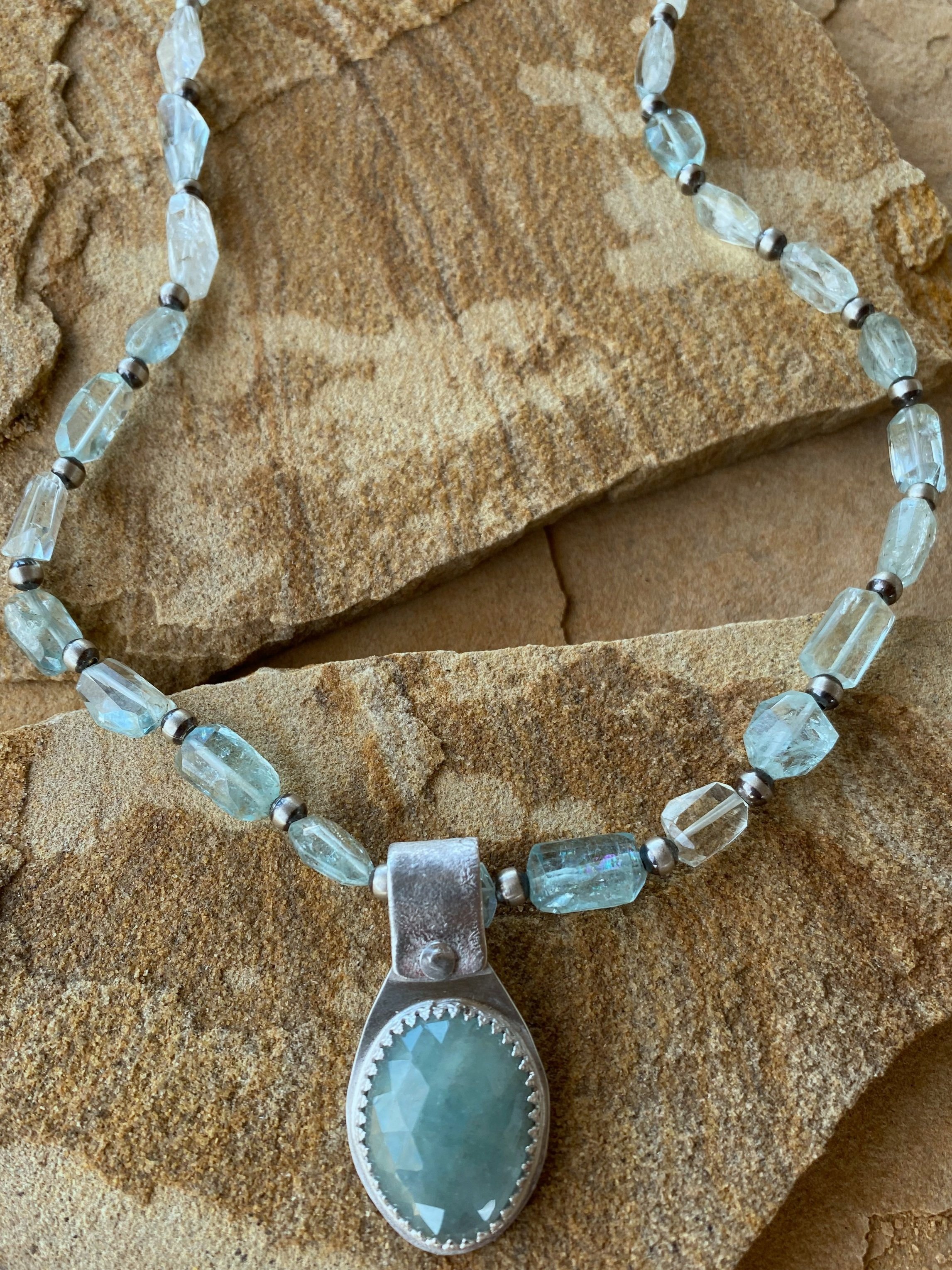 Aquamarine+Necklace+2+-+4.jpg