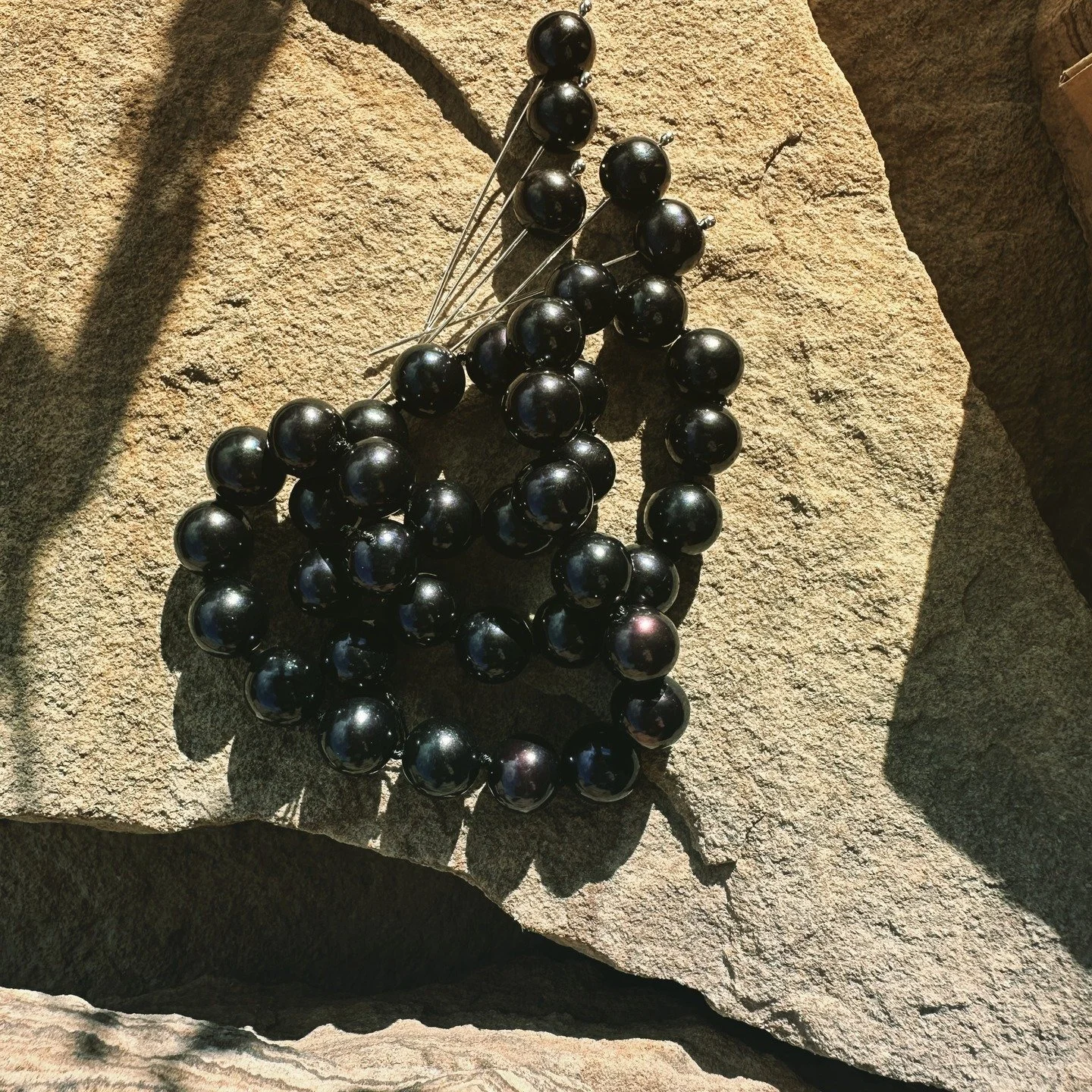 🐧✨ I&rsquo;m a vendor at Handmade Omaha!
Come shop one-of-a-kind jewelry (yes, new Tahitian pearls) plus amazing goods from local makers.

📍 Bancroft Street Market &mdash; 2402 S 10th St, Omaha
📅 Nov 28&ndash;29, 2025
🛍️ Come early for the best p