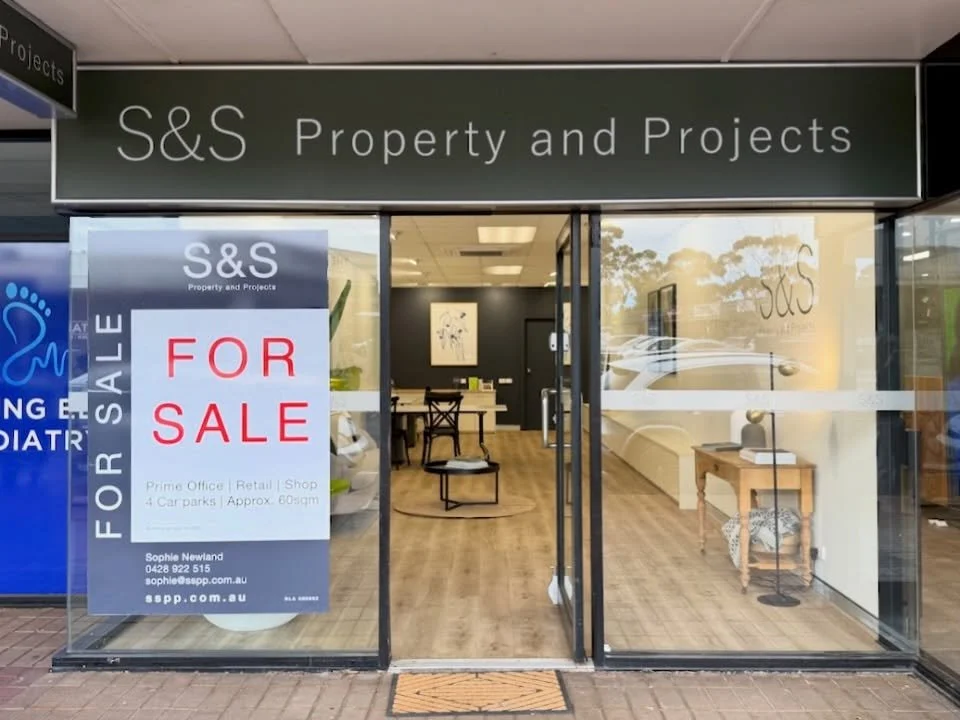 .

F O R  S A L E |  B L A C K W O O D 
Prime commercial opportunity! 

Our lovely landlord would like to ease into retirement and has decided to sell our office! 

If you&rsquo;re interested feel free to reach out! 

(Business as usual for S&amp;S) 