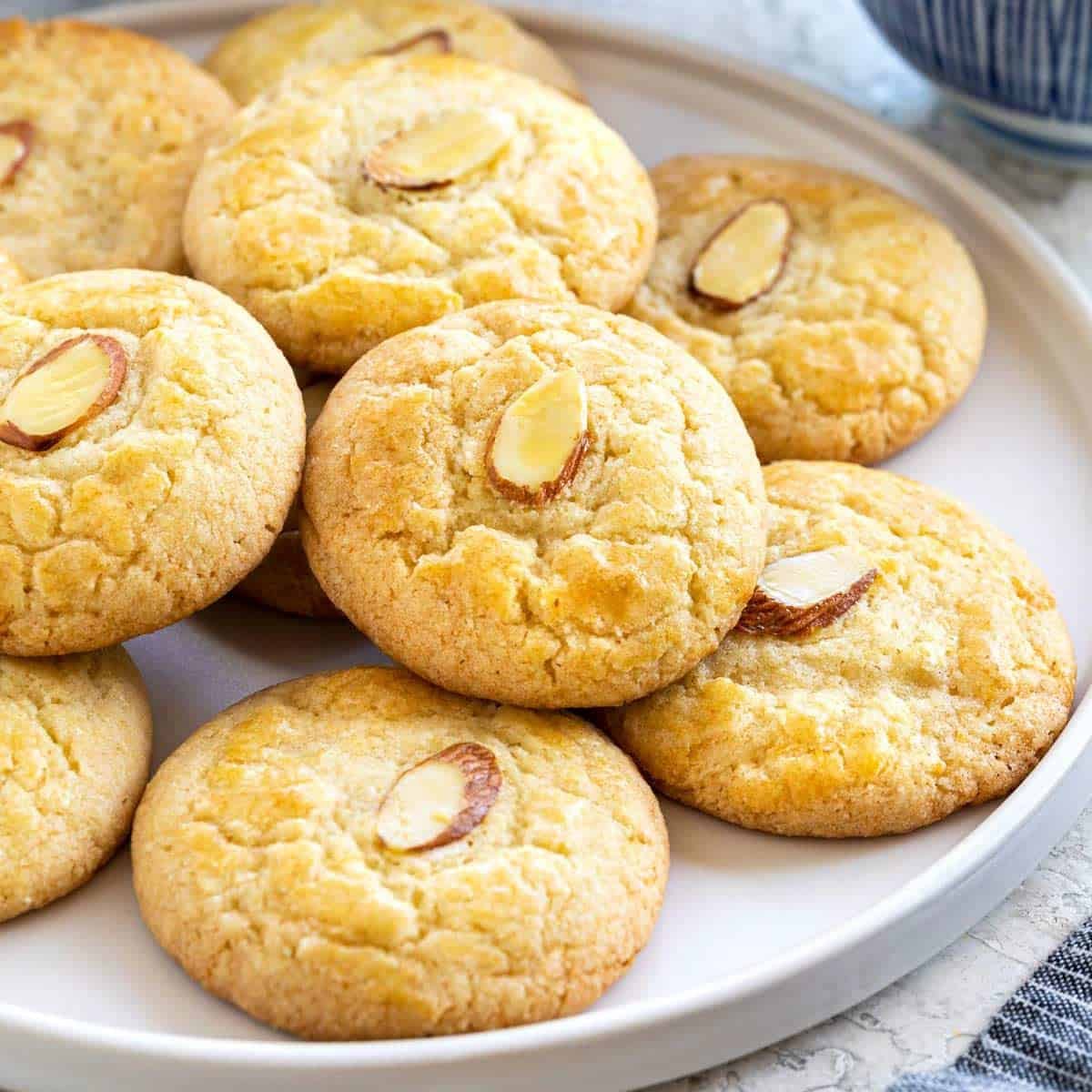 chinese-almond-cookies-21_1200.jpeg