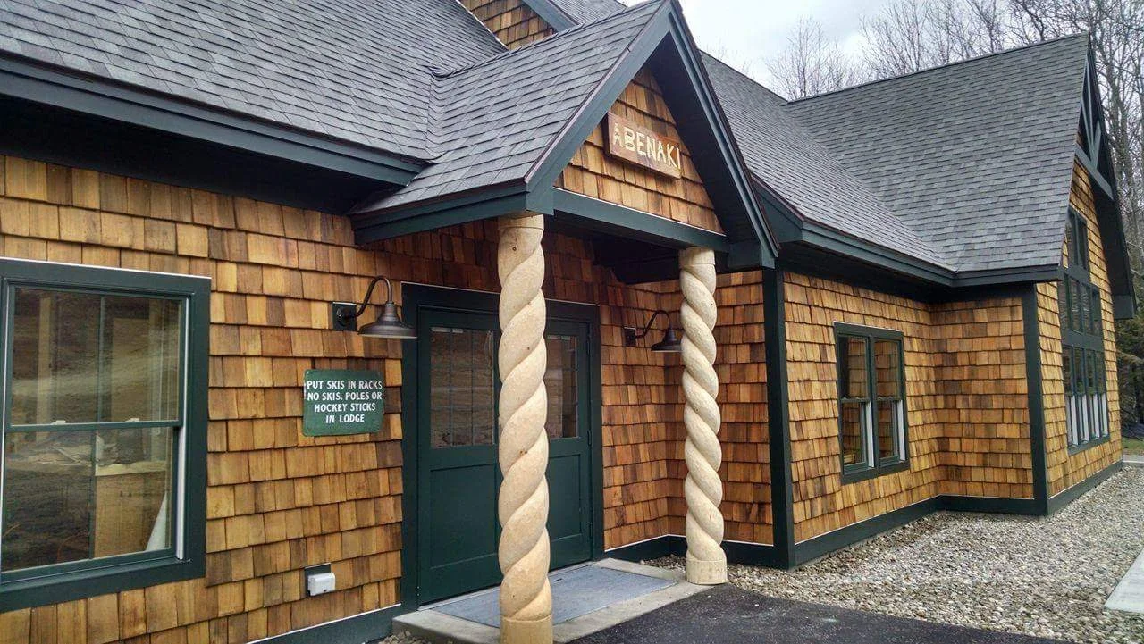 abenaki_lodge.jpg