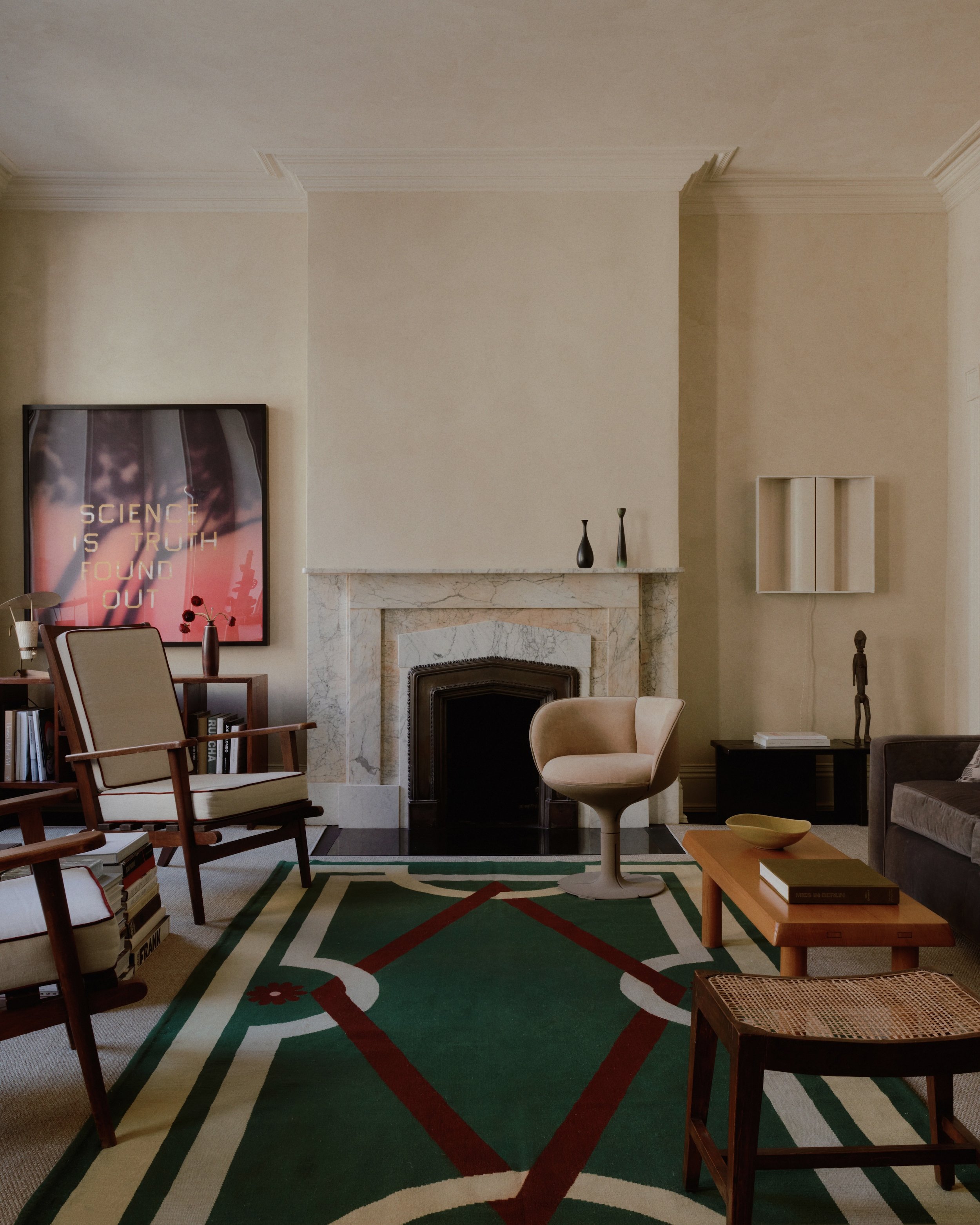 Sebastian Zuchowicki Apartment20390 copy (1).jpg