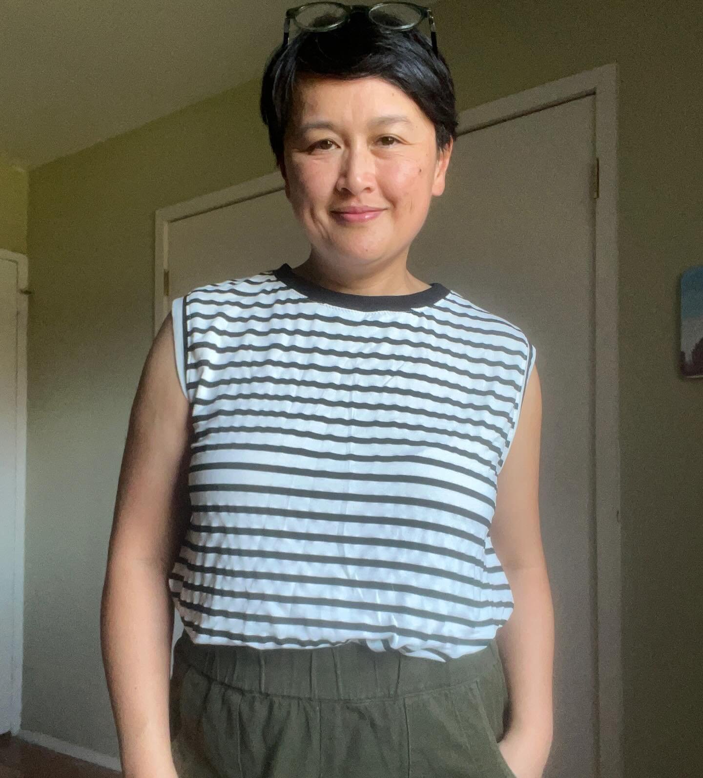 Quick sew this weekend testing @fancytigercrafts #adventuretank view B muscle tee in a stripey remnant from my stash with a black rib knit neck band. I made size XL, but might try size L depending on the fabric I use. 

I need workout tees and hoping