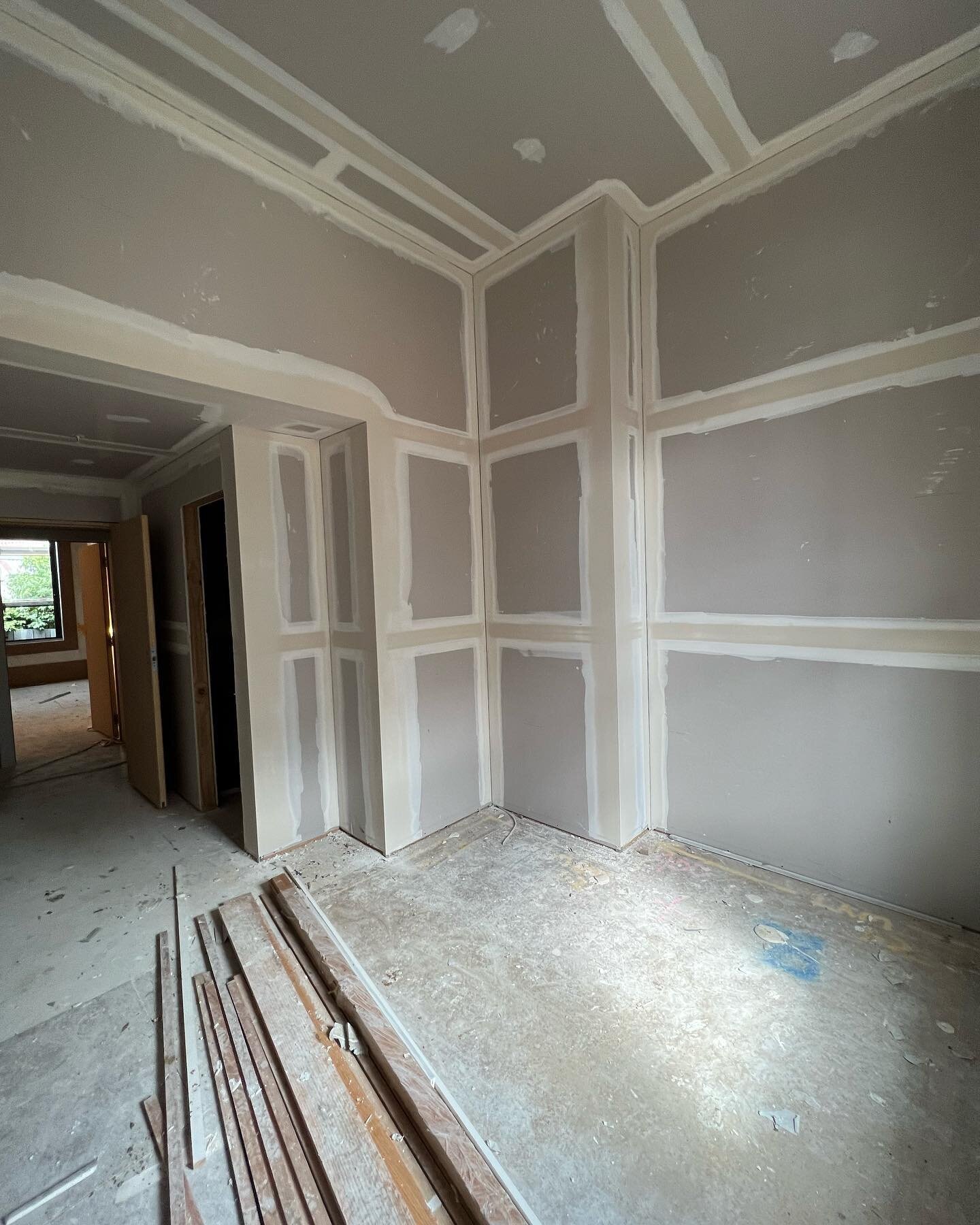 coming along nicely at this newly renovated student accommodation complex in hawthorn #arcieriplastering #melbournebuilt #teamwork #hawthorn #