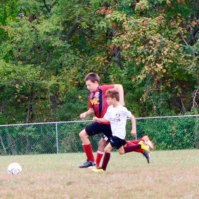 This week&rsquo;s photo of the week is a David versus Goliath moment between U10 player Landon Schuler and his opponent from Saturday morning. Despite the size differential, Landon&rsquo;s team won their game 2-1. Some good submissions this week....k