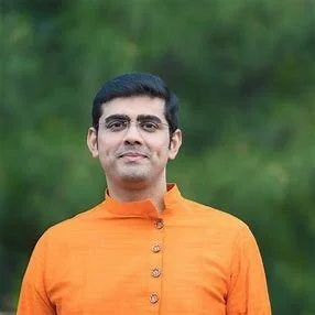 w/ Sikkil Gurucharan