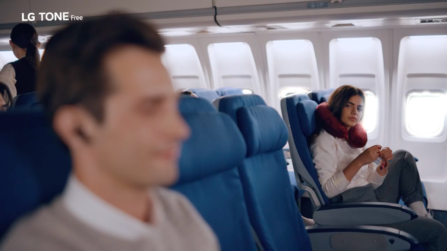 LG Wireless Commercial - Plug Into Wireless Freedom