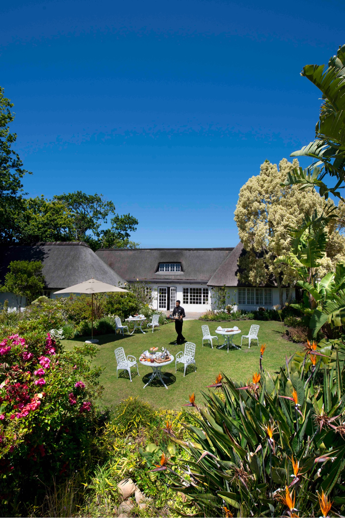 HCH-MainLodge-OutdoorDiningGardens2.jpg