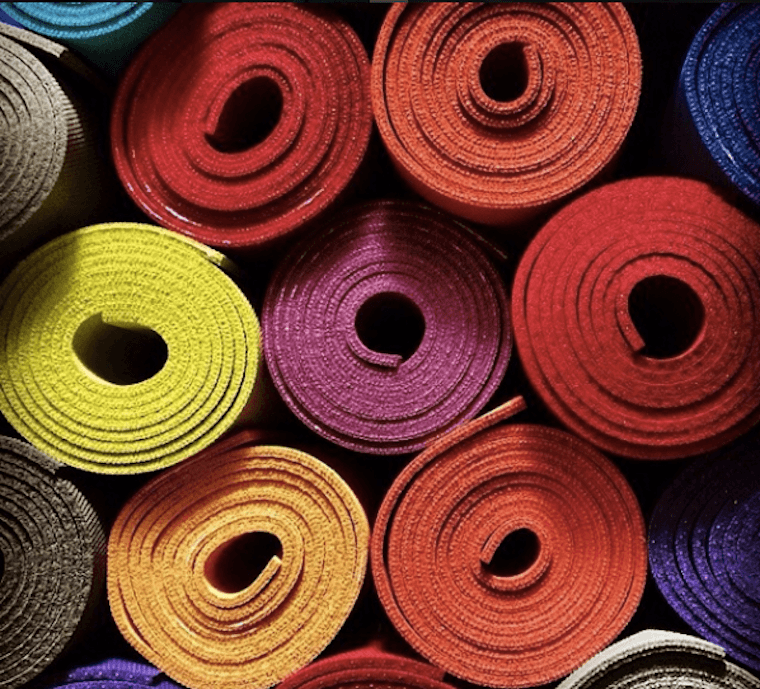 yoga-mats-cleaning.png