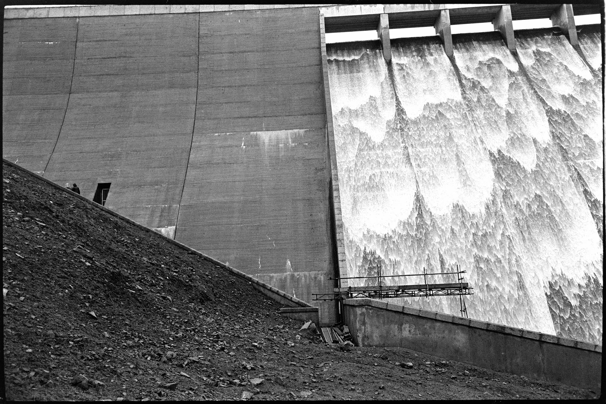 Water cascading over reservoir wall, Meldon.