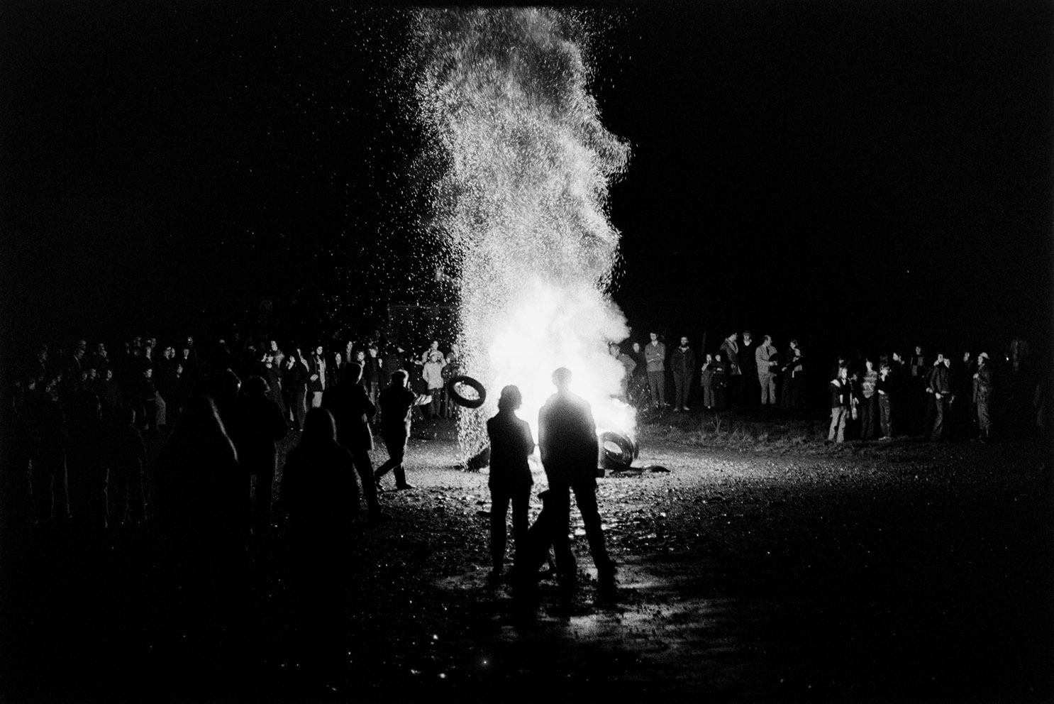 Burning tyres, Hatherleigh Carnival, November 1975