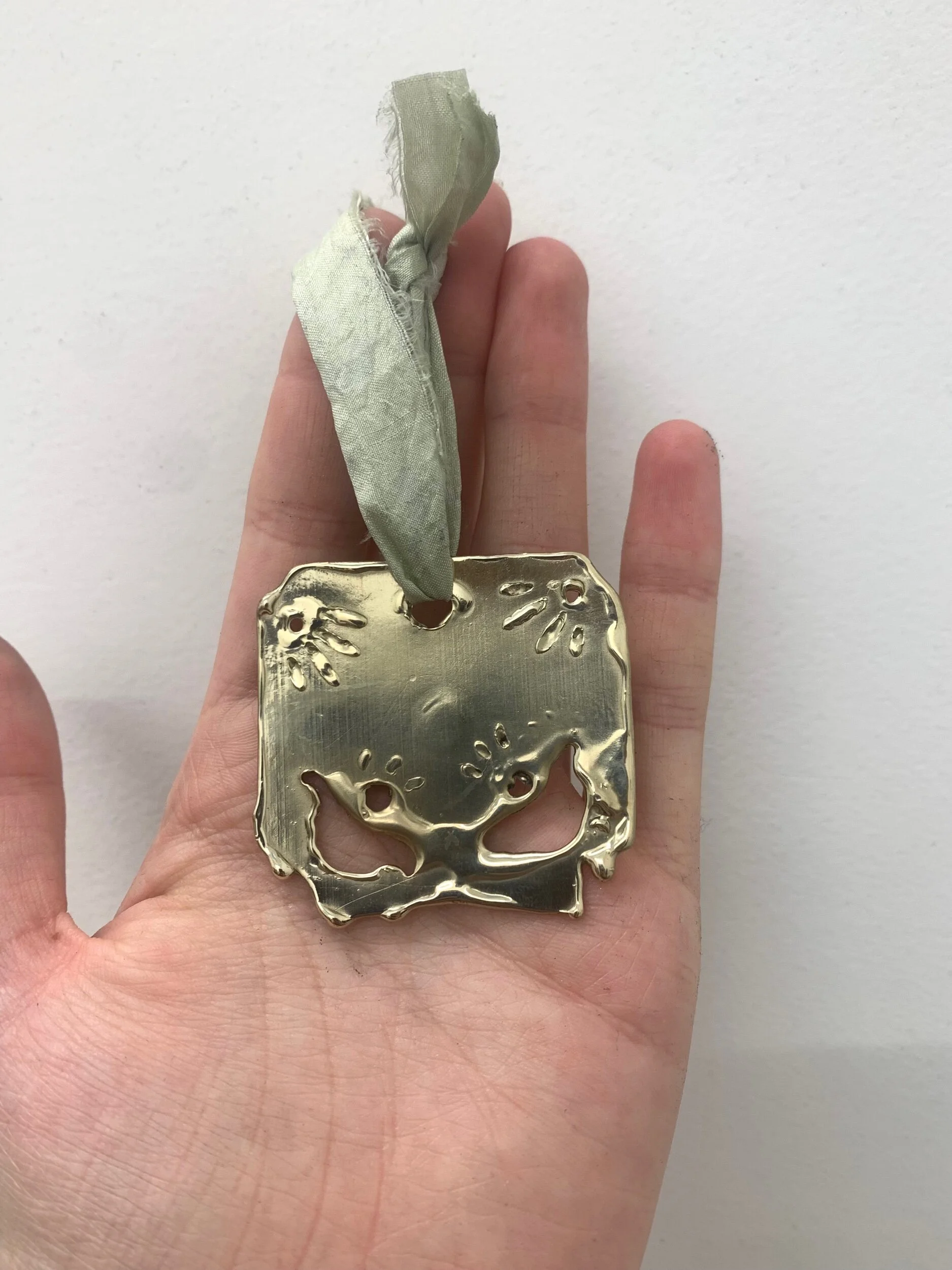 3F6E3C48-7E7A-4CED-8B81-0650A12C0762