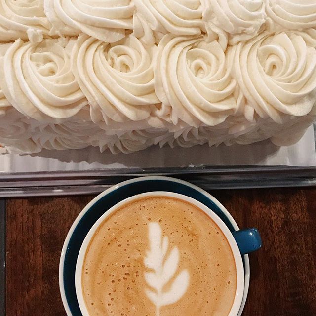 The winner of our @ebbetsvintage custom hat giveaway is @eliasrameno . Congratulations! DM us to claim your prize! 📸 @josie.schoonover .
.
.
.#fortworthcoffee #coffeeonsouthmainstreet #coffeeandcake #latteart #grandopening