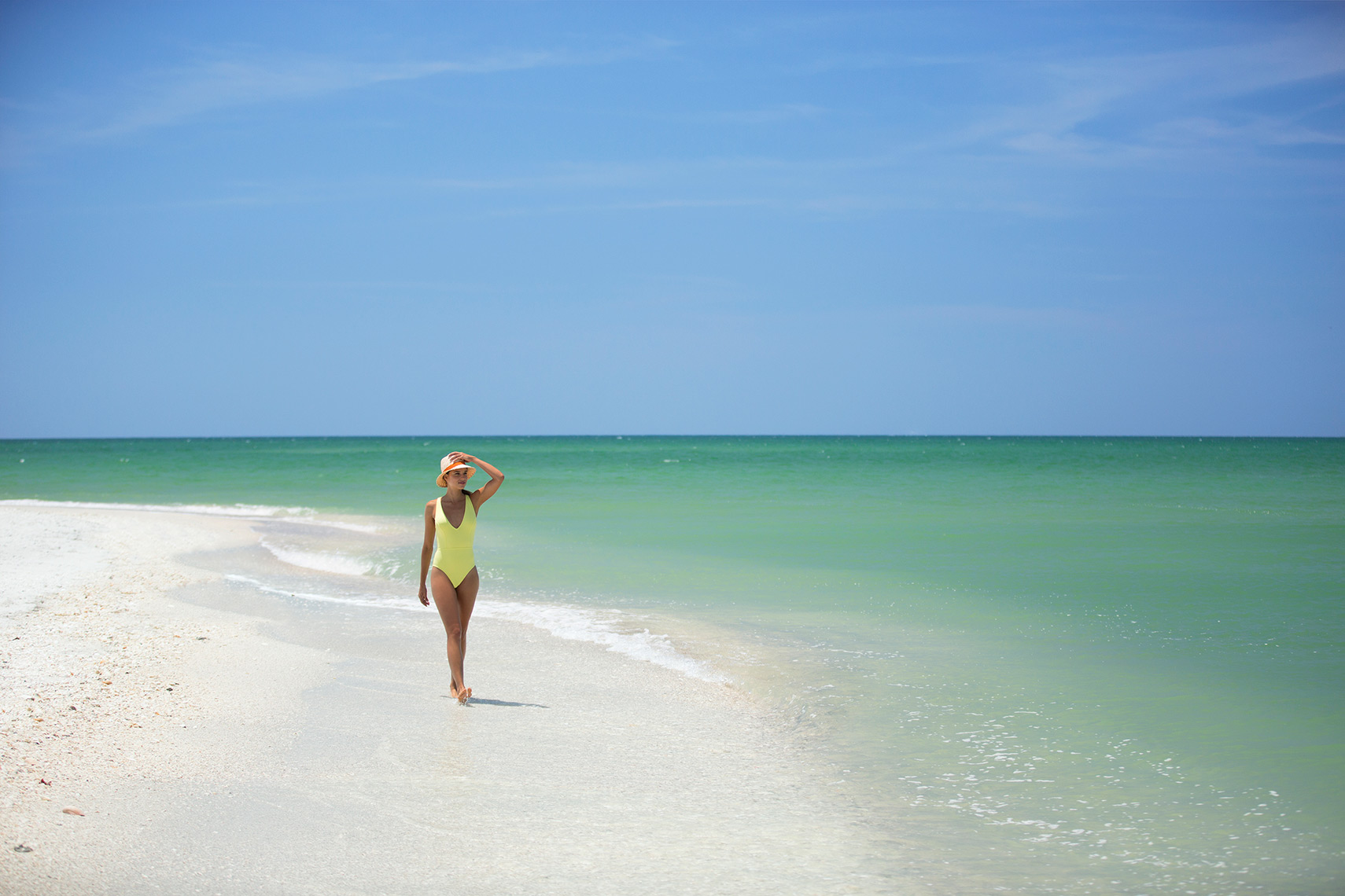 CayoCosta_Sandbar_Walking_01_VisitFL_0388_RT_v1-copyweb.jpg