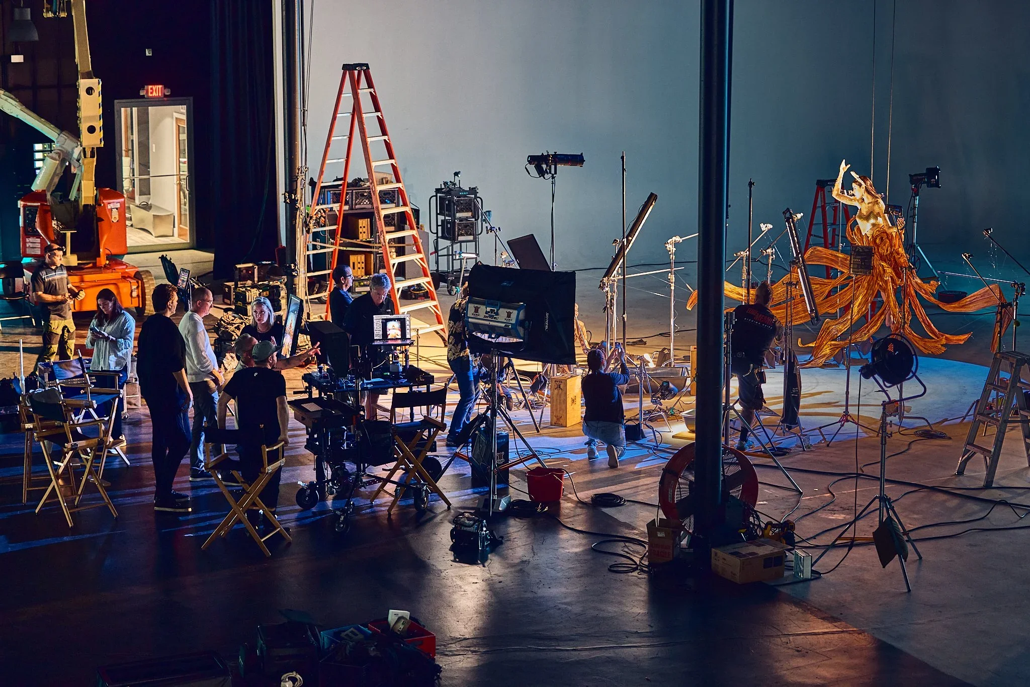 Behind-the-scenes view of a large-scale studio production led by commercial photographer and director George Kamper