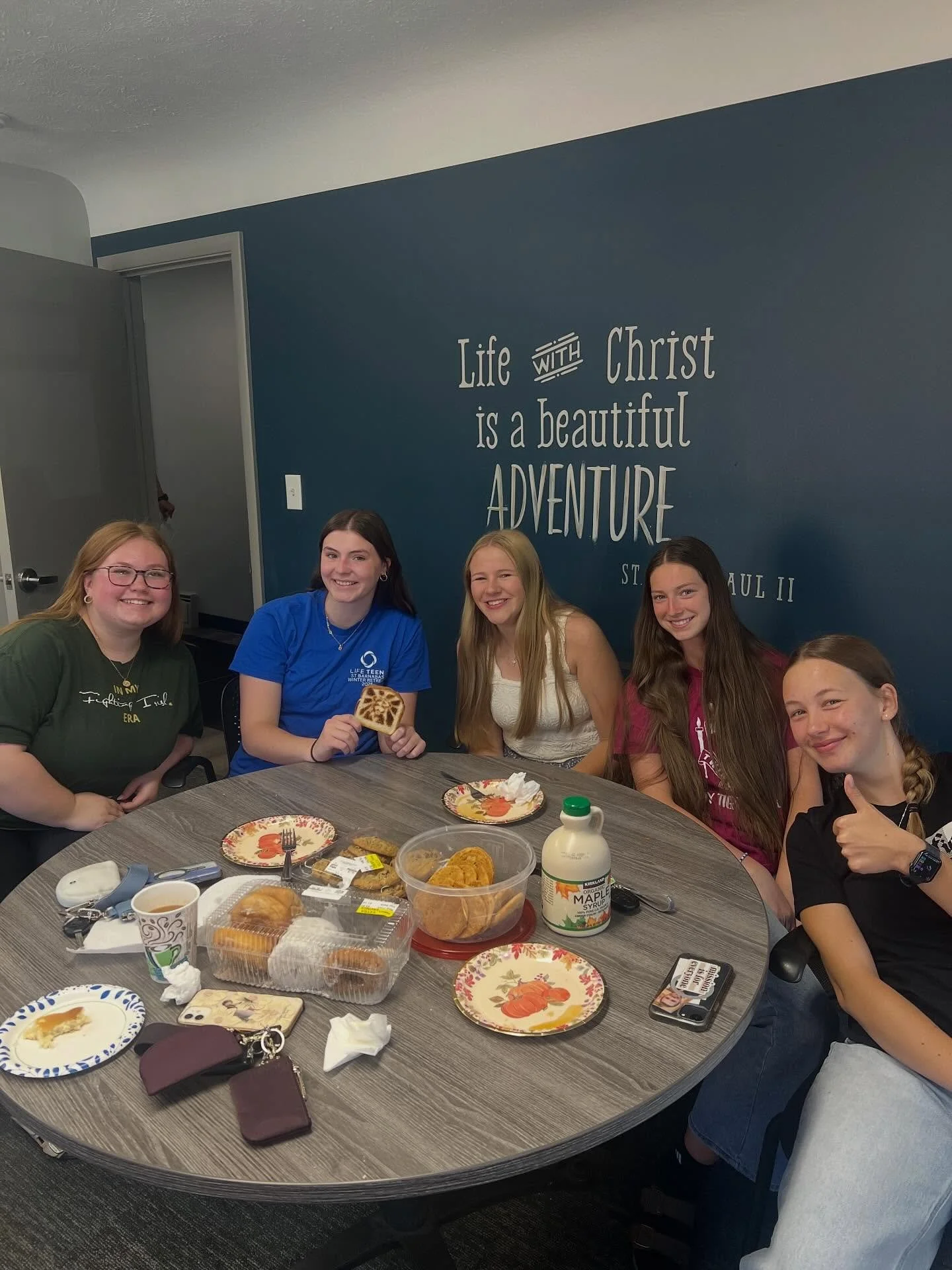 We had our first Grace and Grounds this morning!!! We hope to see more of you guys on future Fridays!!! (The last photo of Matt is definitely not Ai&hellip;)🍳🥞🧑&zwj;🍳