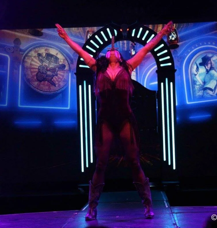  The Raunch, Zero Central. Missa Blue 