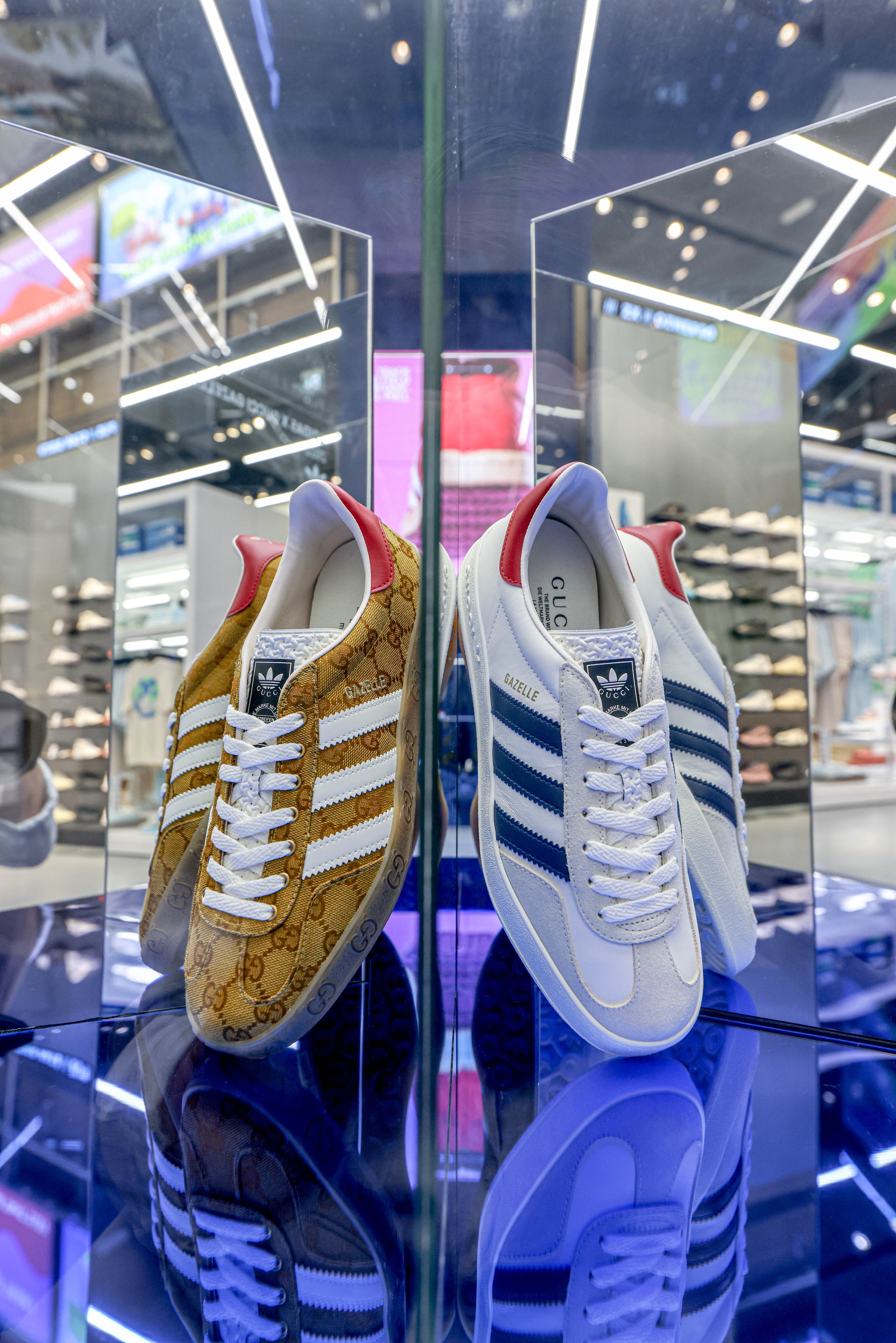 Dubai Mall Puma Mall Of Arabia Mercure International Magasin - Main Image