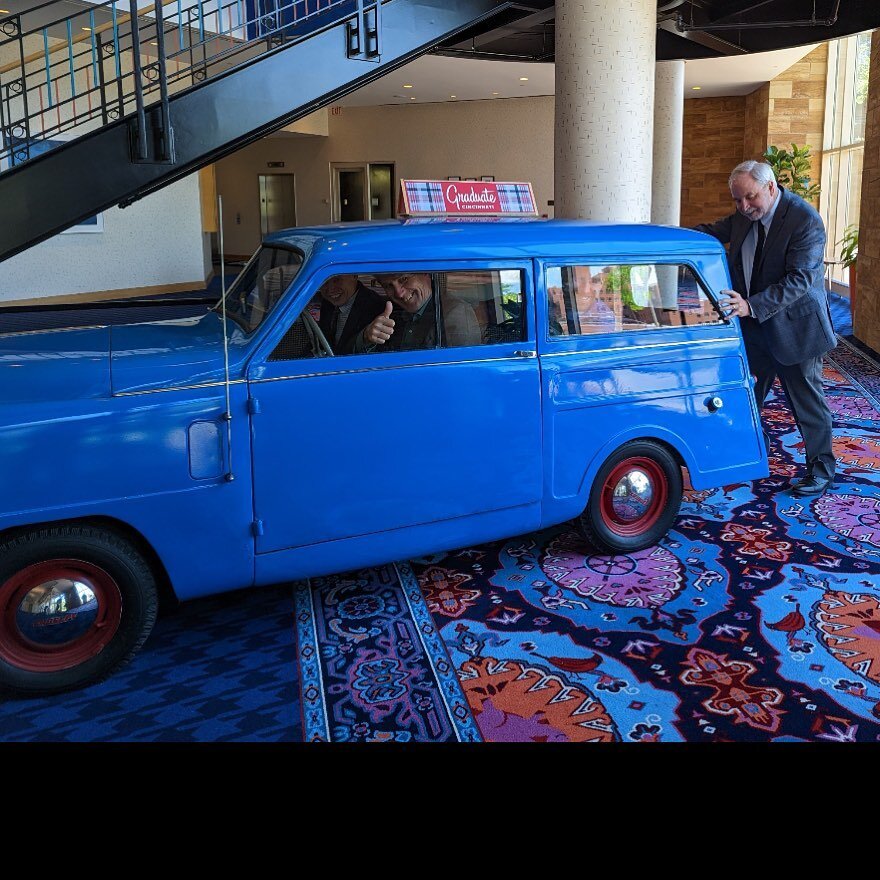 Bet you didn't know our department chair Dr. McCormack moonlights as a power lifter. Check him out pushing our entire ICU team to victory... pretty sure Dr. Hellmann is back seat driving in this picture. #pulmcrit #fellowship #internalmedicine #pccm 