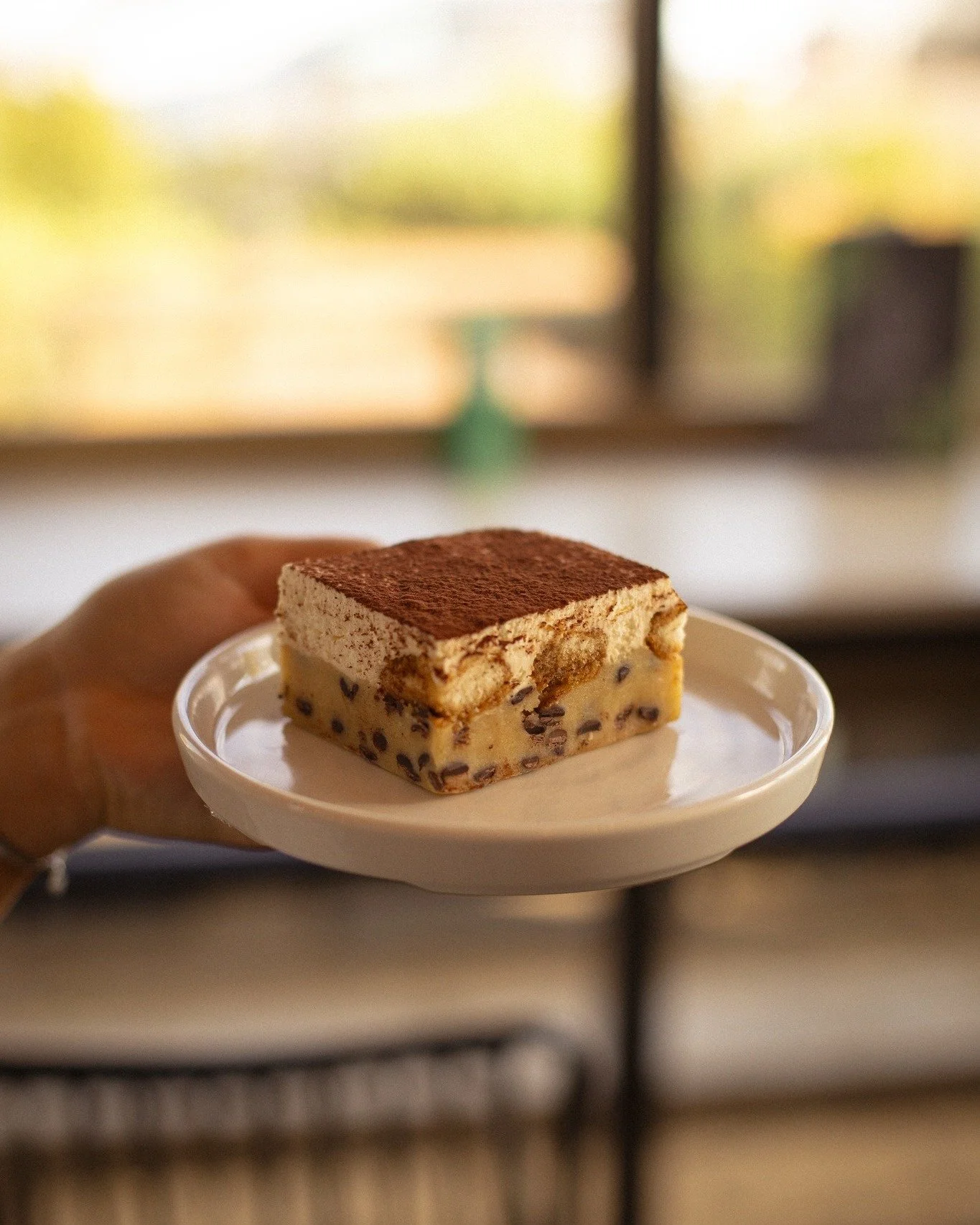 Tiramisu x Blondie ☕🍰

A match made in heaven 💭 smooth coffee notes paired with the creaminess of a blondie makes it the perfect sweet treat.

On the counter today 💫

#WorkhouseBaked #TiramisuBlondie #ForTheLoveOfCoffee #OhSoSweet