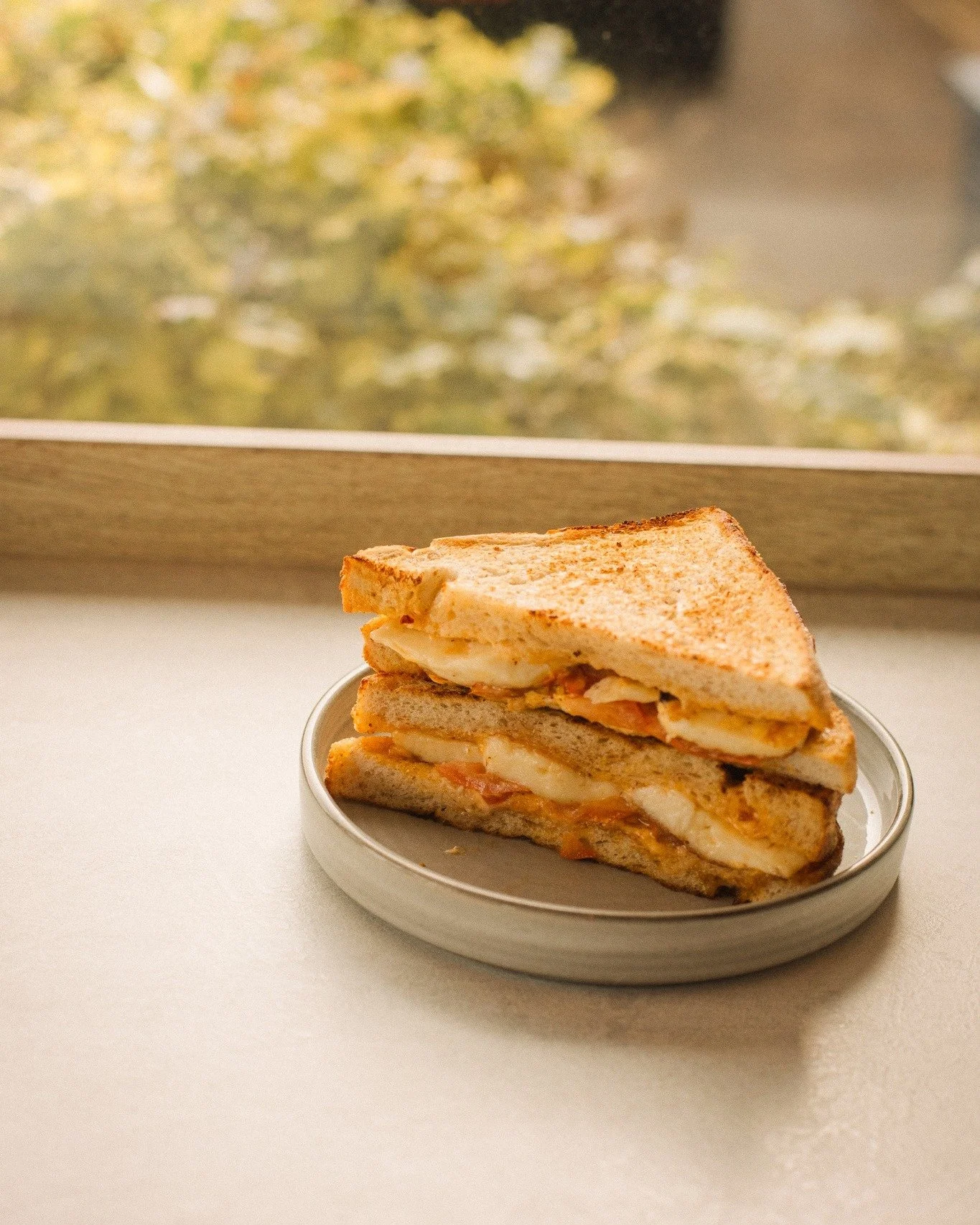 Our Triple H 🍯
&hellip;the toastie you didn&rsquo;t know you needed today. 

Halloumi, Honey and Harissa Mayo. Delicious! 

#FreshFoodie #ForTheLoveOfToasties #TheWorkhouse
