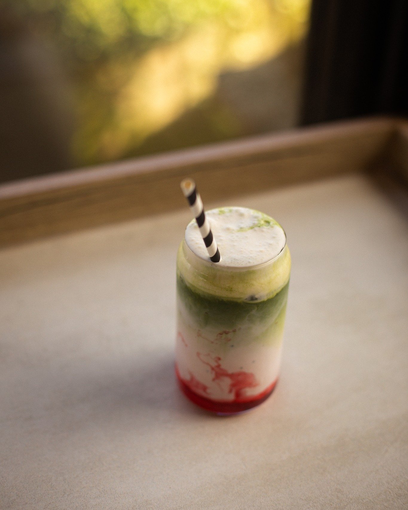It&rsquo;s a Strawberry Iced Matcha kind of Monday 💚🍓

#StrawberryMatcha #TheWorkhouse #MatchaLover #IcedMatcha
