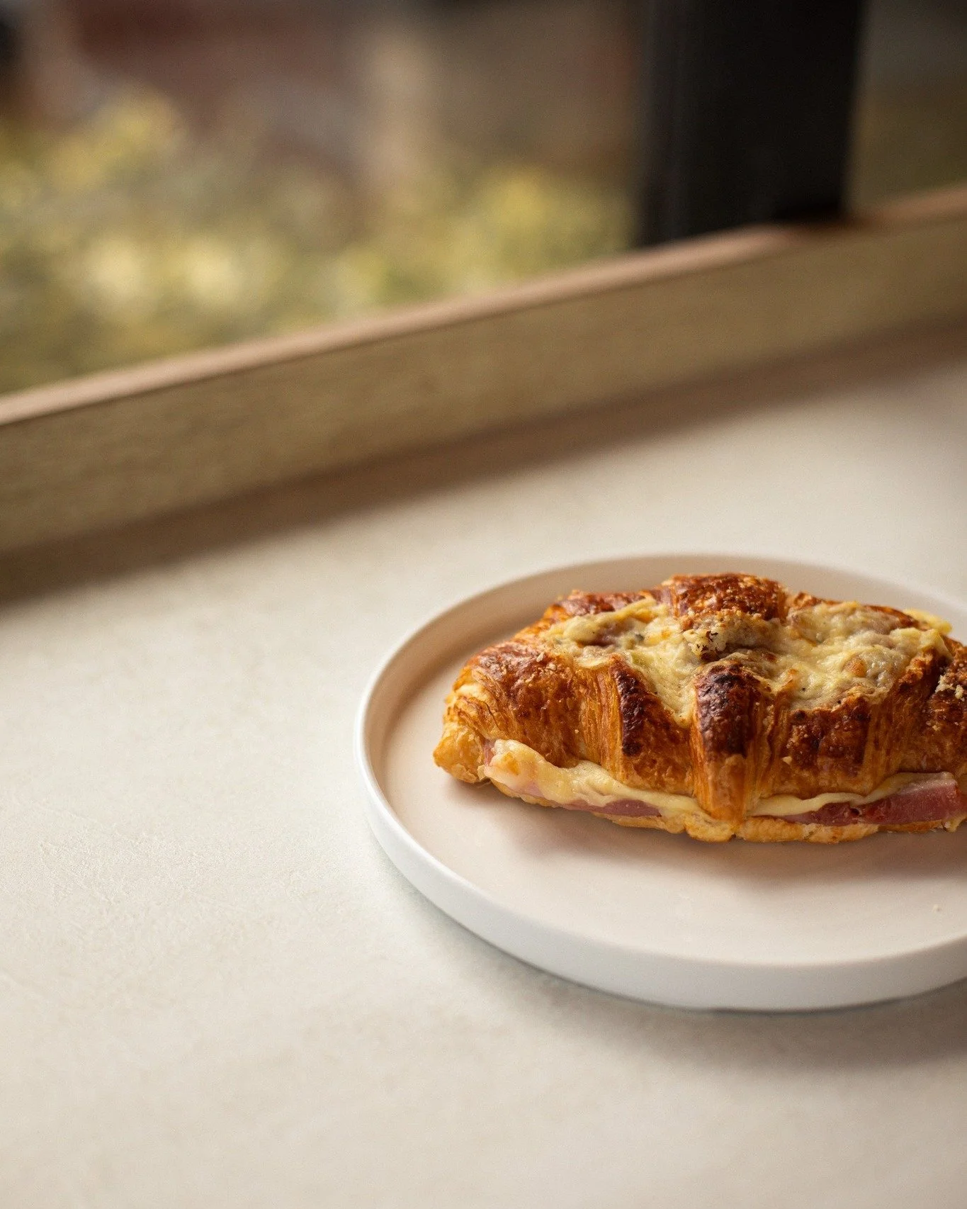 Baked croissant + fresh coffee > everything else right now ✨

#FreshBakes #CroissantLover #TheWorkhouse #PastryRun