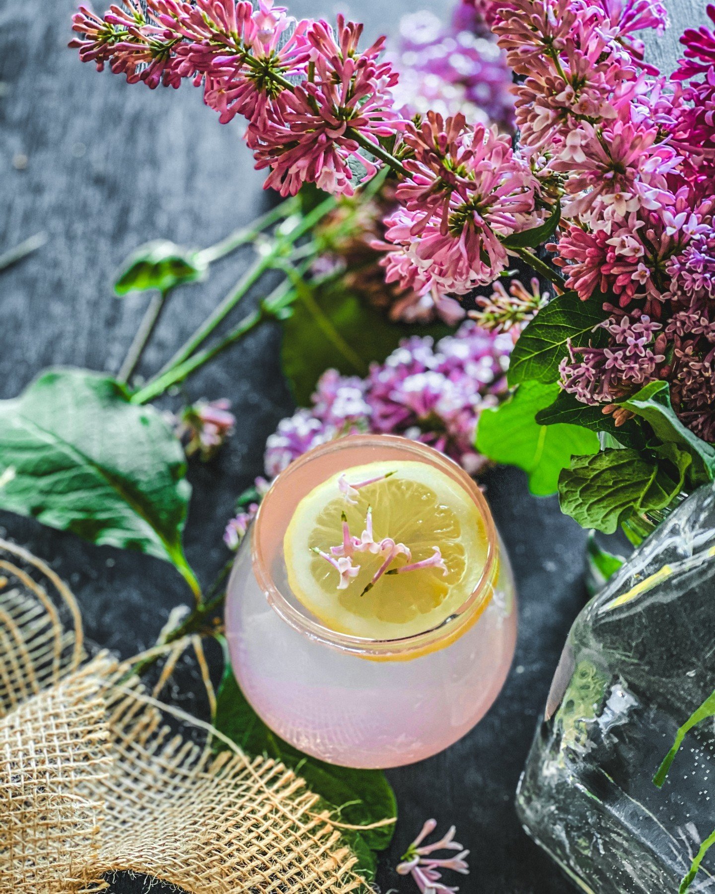 🌸Spring Sip &amp; Shake Cocktail Class 🌼
Sat, April 13, 6pm &ndash; 7pm at Lighthouse Coffee and Wine
ㅤ
Welcome in the blooming season with our Spring Sip &amp; Shake Cocktail Class!
ㅤ
Unleash your inner mixologist and learn to craft three spring c