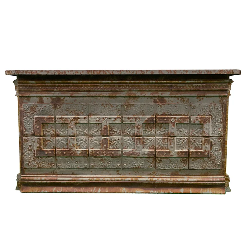 CAPULET BAR