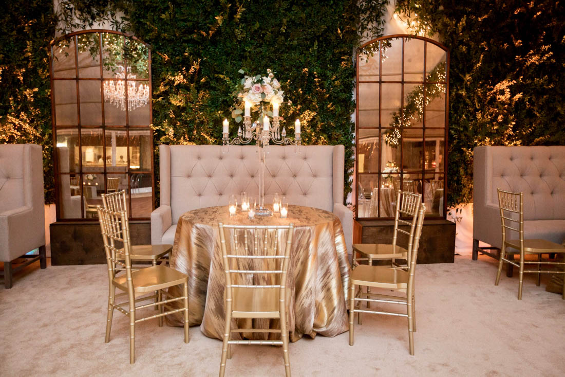 gold linen, gold chiavari chair, windowpane mirror, banquette